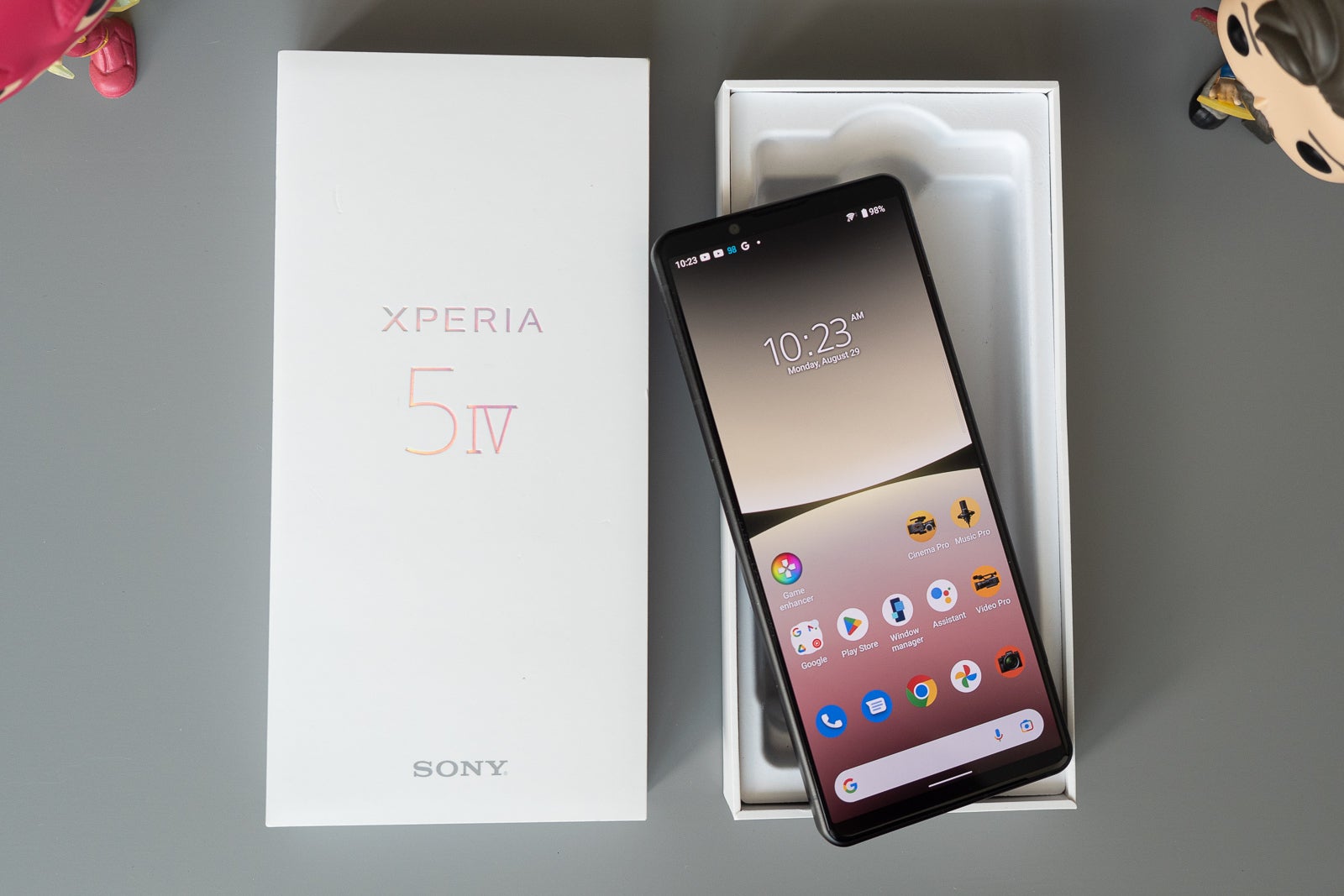 (Image credit - PhoneArena) You get a paper box and a phone inside - Sony Xperia 5 IV Review: The Undercover Superhero