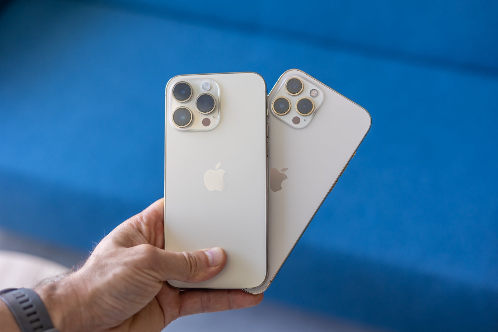 Apple iPhone 12 Pro/Max vs iPhone 11 Pro/Max - PhoneArena