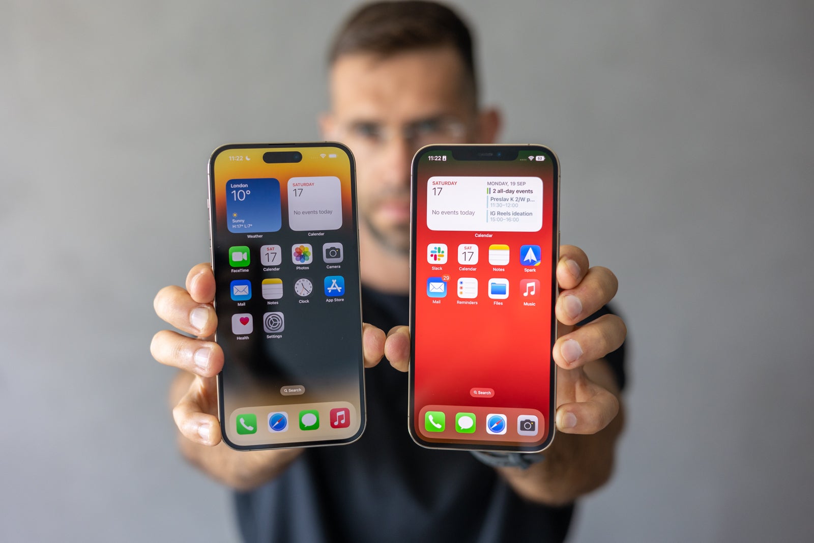 (Resim Kredisi - Phonearena) iPhone 14 Pro Max in Gold vs 12 Pro Max in Gold - iPhone 14 Pro Max vs iPhone 12 Pro Max: Ana Farklılıklar