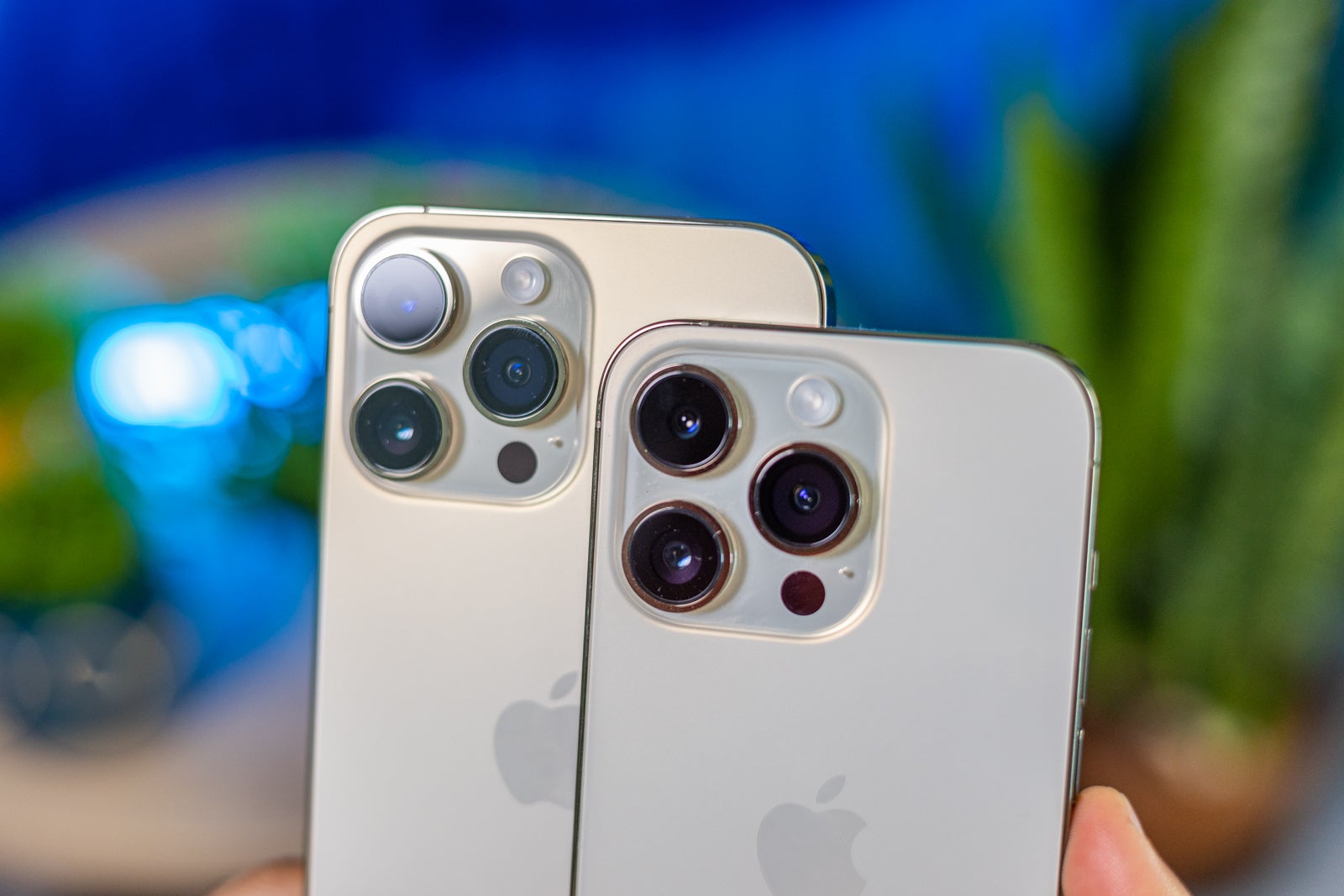 (Image Credit - PhoneArena) iPhone 14 Pro vs 14 Pro Max cameras - Apple iPhone 14 Pro Max vs iPhone 14 Pro: Pick on your own size!