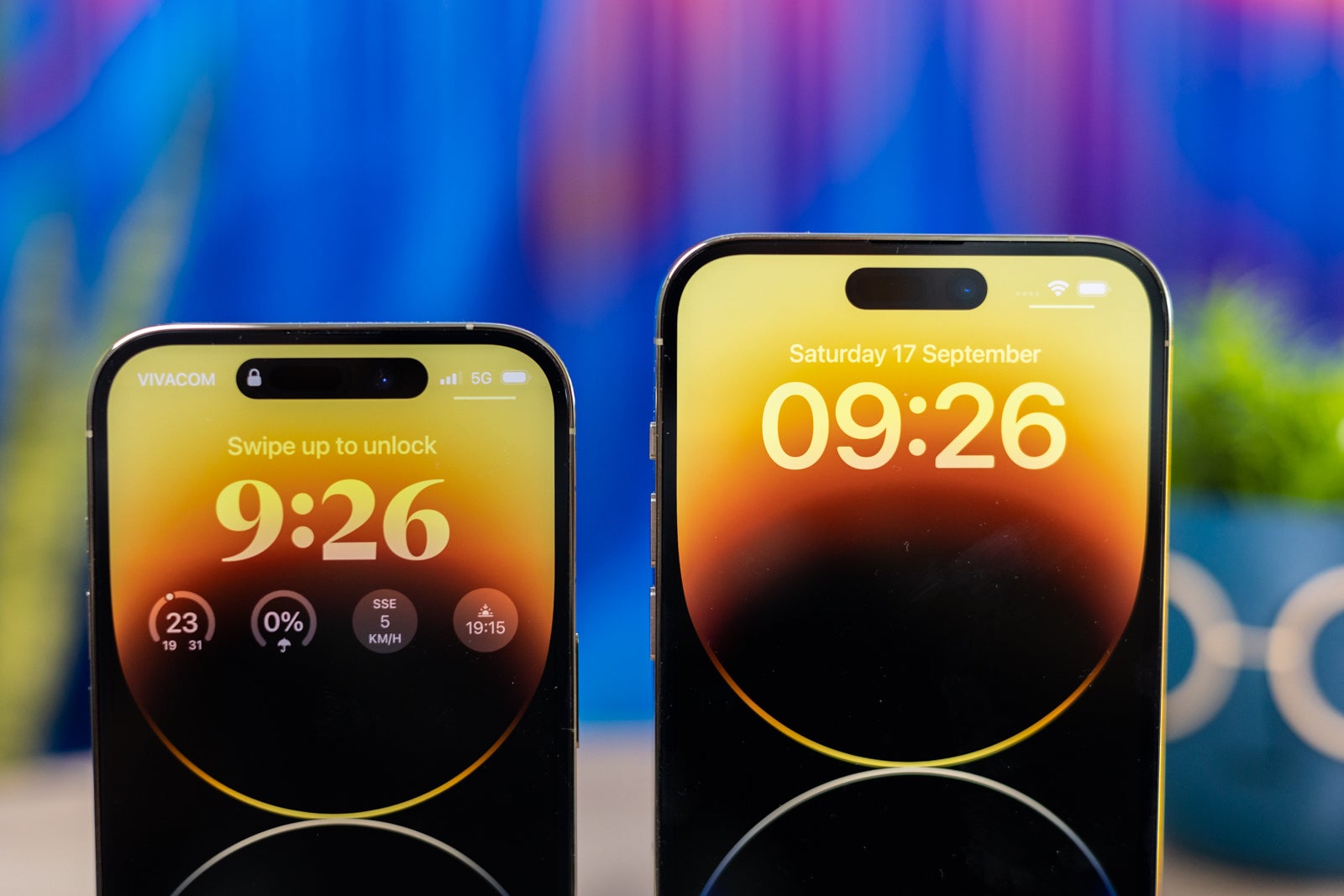 (Credito immagine - PhoneArena) iPhone 14 Pro vs 14 Pro Max Dynamic Island - Apple iPhone 14 Pro Max vs iPhone 14 Pro: scegli le tue dimensioni!