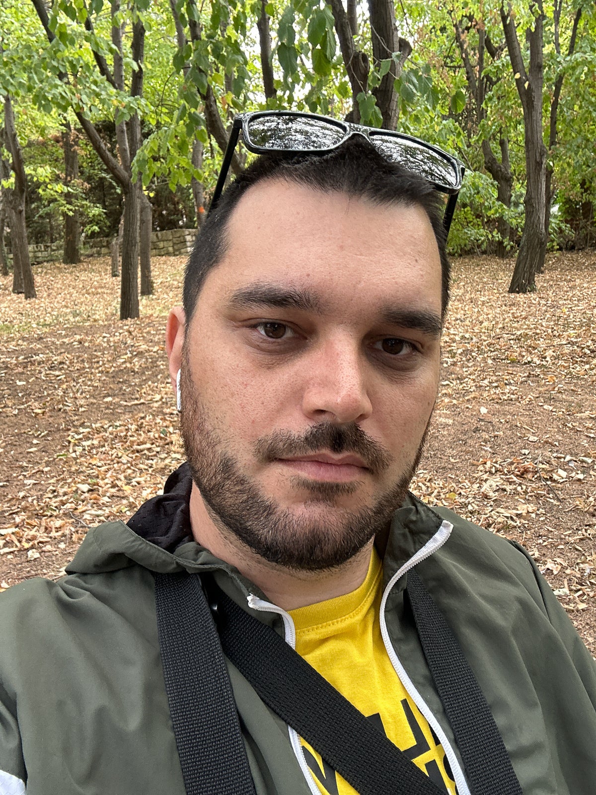 Selfie sample - iPhone 14 Plus review: Finally, a big iPhone without the Pro Max tax