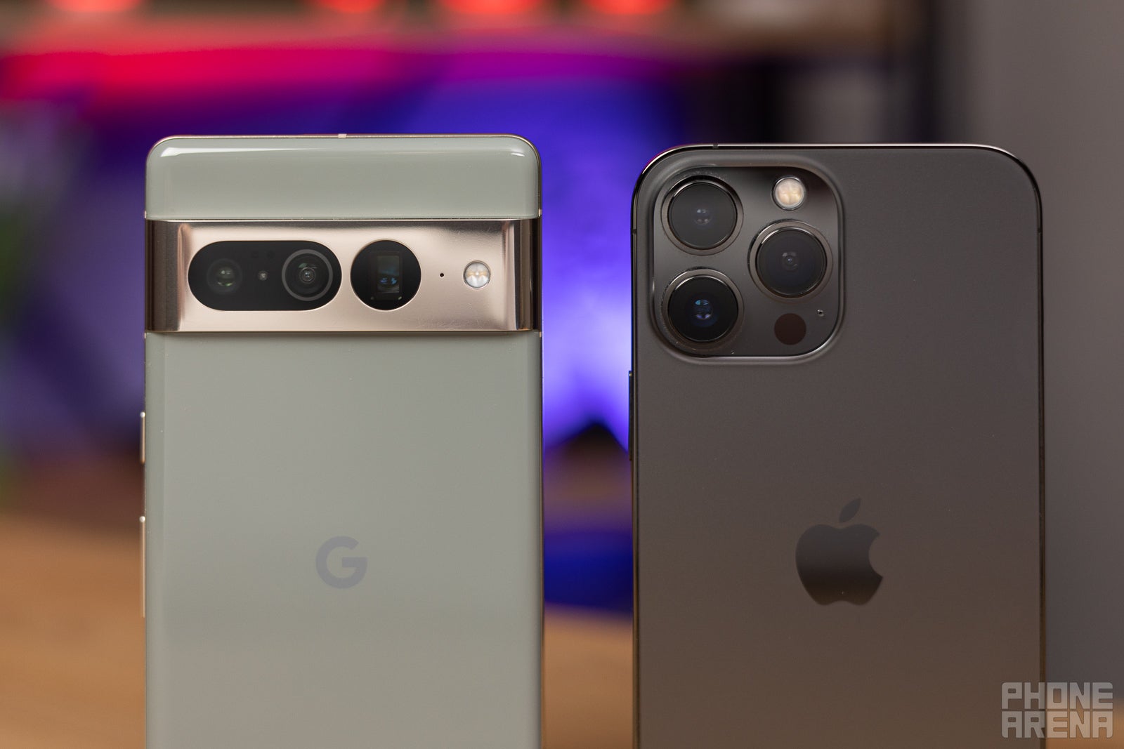 Apple iPhone 13 Pro Max vs Google Pixel 7 Pro