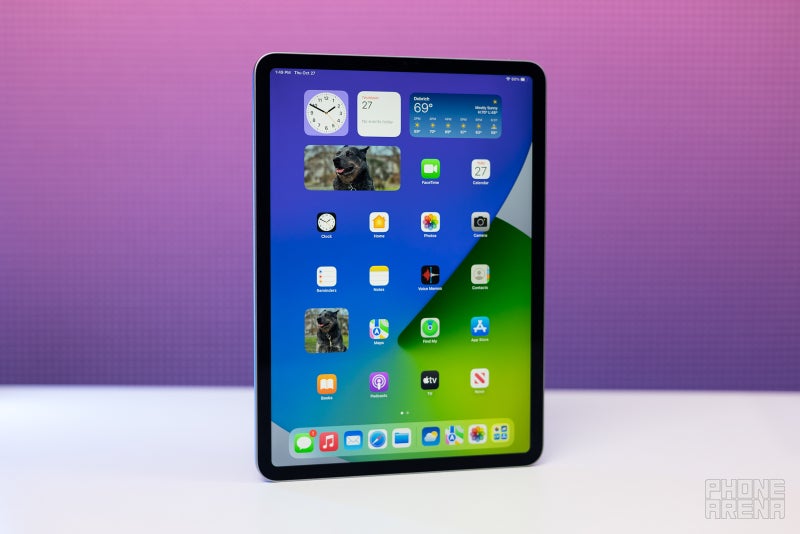 iPad Pro 11-inch (2022) (Image credit - PhoneArena)