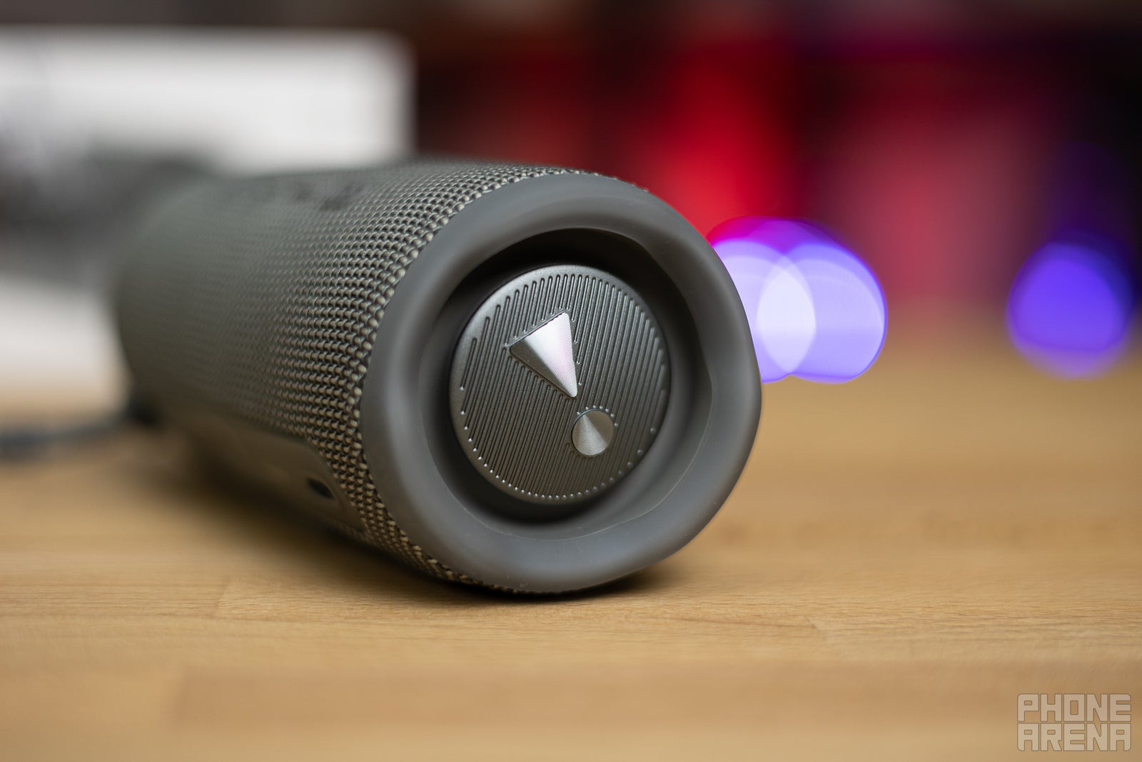 JBL Flip 6 review: improved clarity and precision makes this