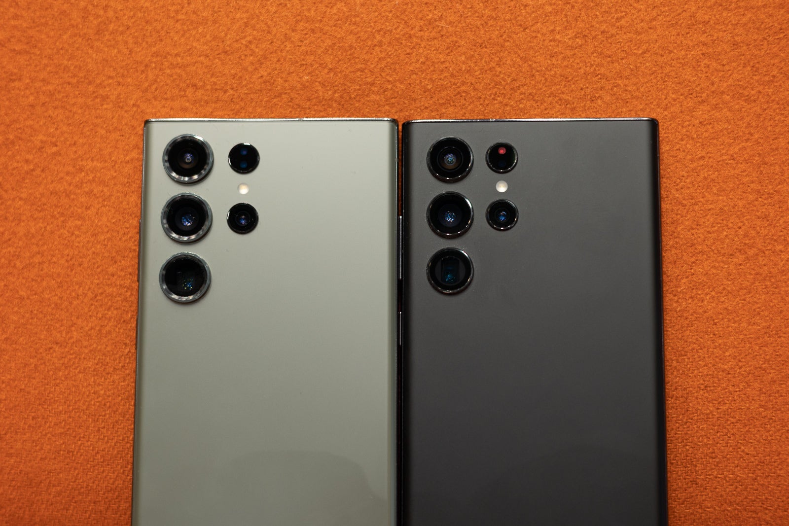 Samsung Galaxy S23 Ultra vs S22 Ultra świeża warstwa farby