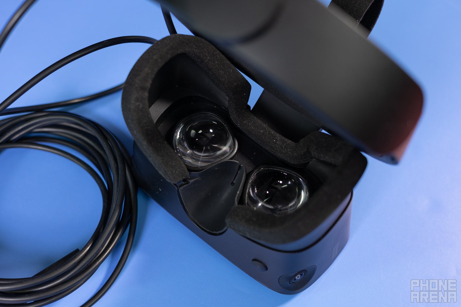 Meta Quest 2 vs Oculus Rift S: Which one should you buy? The standalone VR  headset or the PCVR-only - PhoneArena