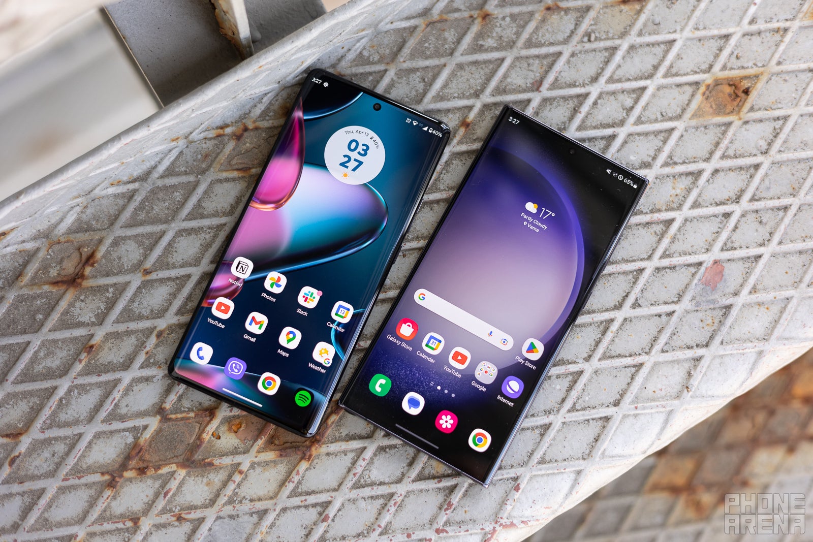 (Image Credit - PhoneArena) Both have gorgeous screens - Motorola Edge 40 Pro vs Galaxy S23 Ultra