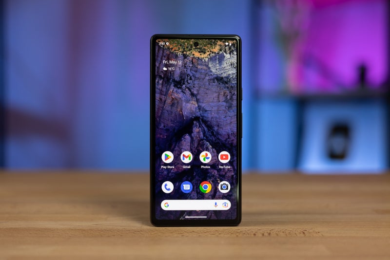 Google Pixel 7a Review: It's worth it - PhoneArena