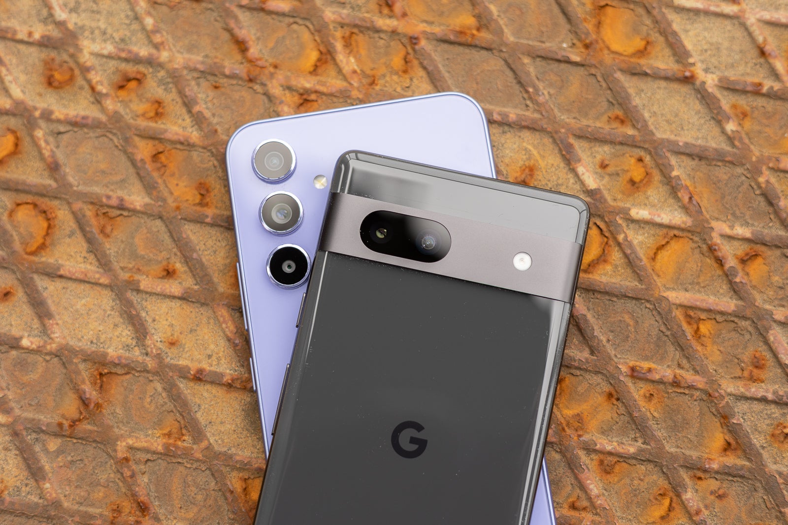 Samsung Galaxy A54 5G vs Google Pixel 7a: Android's finest mid-range ...