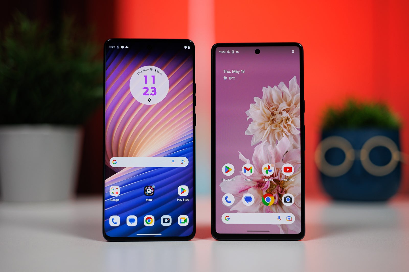 Motorola Edge 40 vs Google Pixel 7 style versus camera PhoneArena