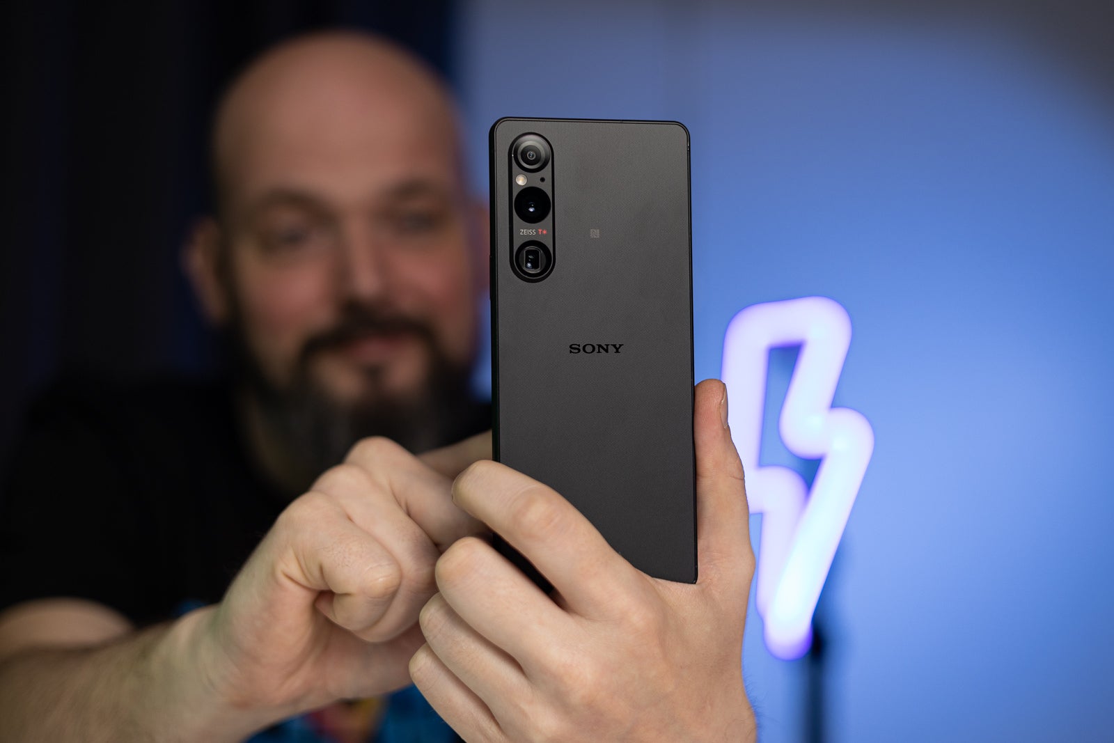 Sony Xperia 1 V Review Picture This Phonearena 