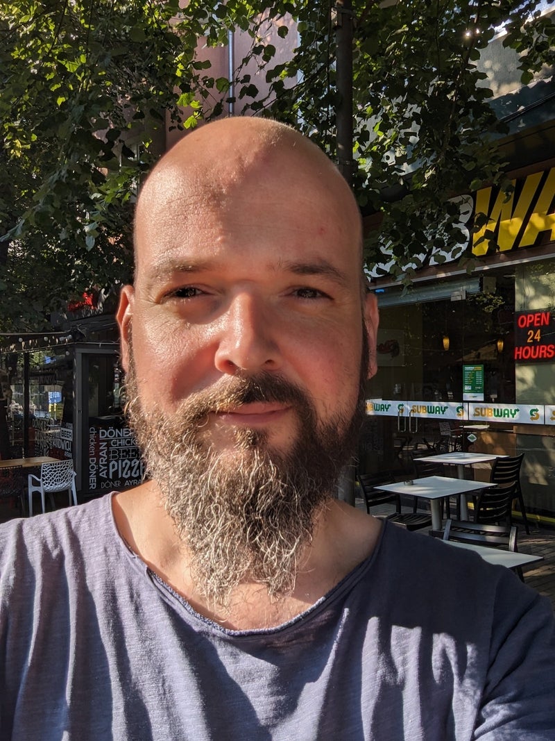 Pixel Selfie 1