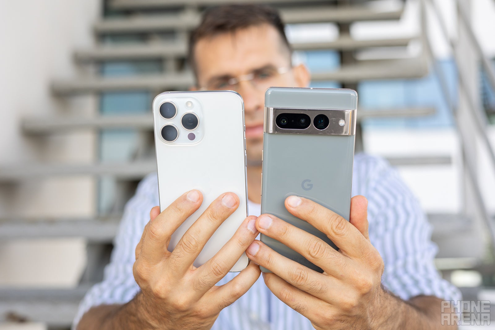 Motorola Edge 40 Pro vs Pixel 7 Pro - PhoneArena