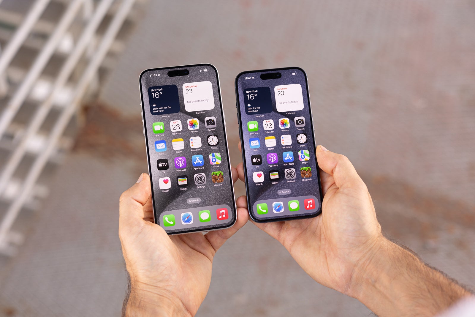 iphone 15 pro max vs iphone xr size