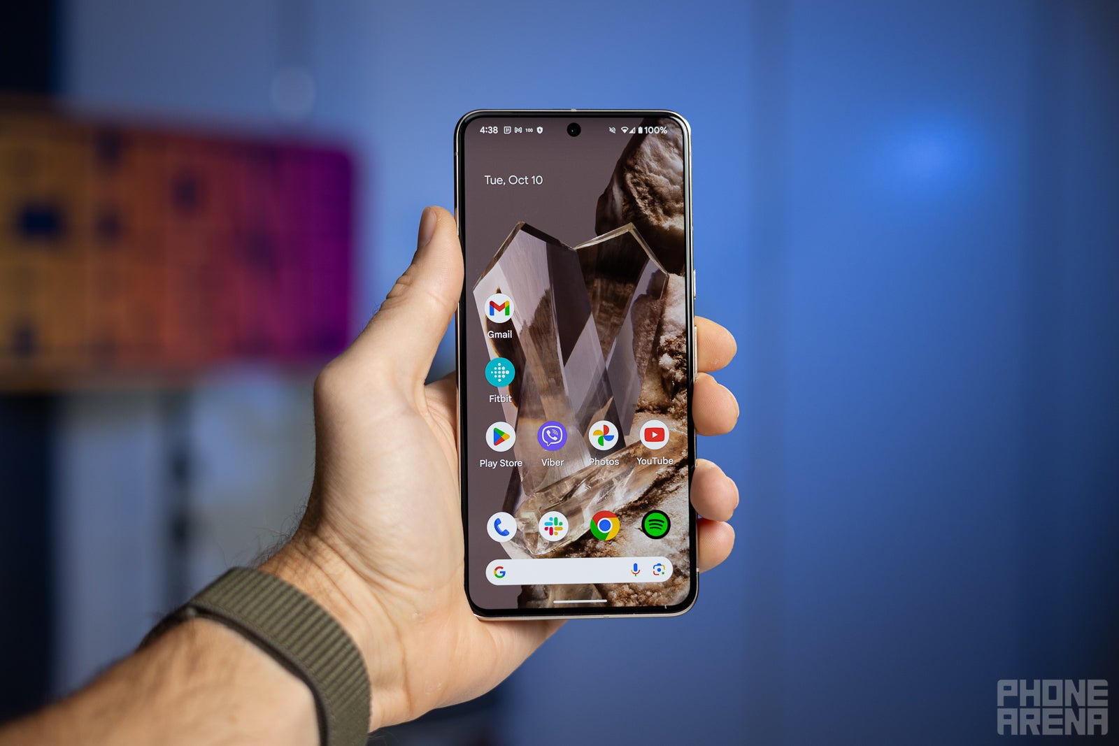 Google Pixel 8 Pro Review: More AI tricks and gradual improvements all  around - PhoneArena