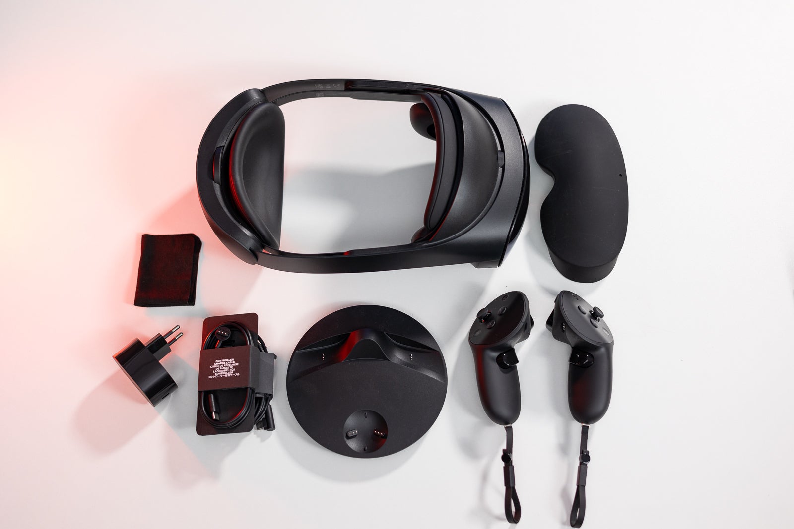 For a headset that comes with a lot of stuff, it’s amazing that it feels like it’s missing components. | Image credit — PhoneArena - Meta Quest Pro Review: the meaning of “incomplete”