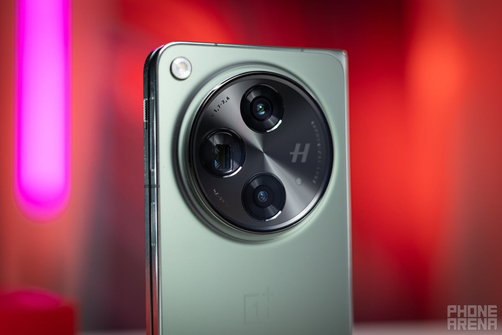 OnePlus 11 Pro might get a crazy rotating camera - PhoneArena