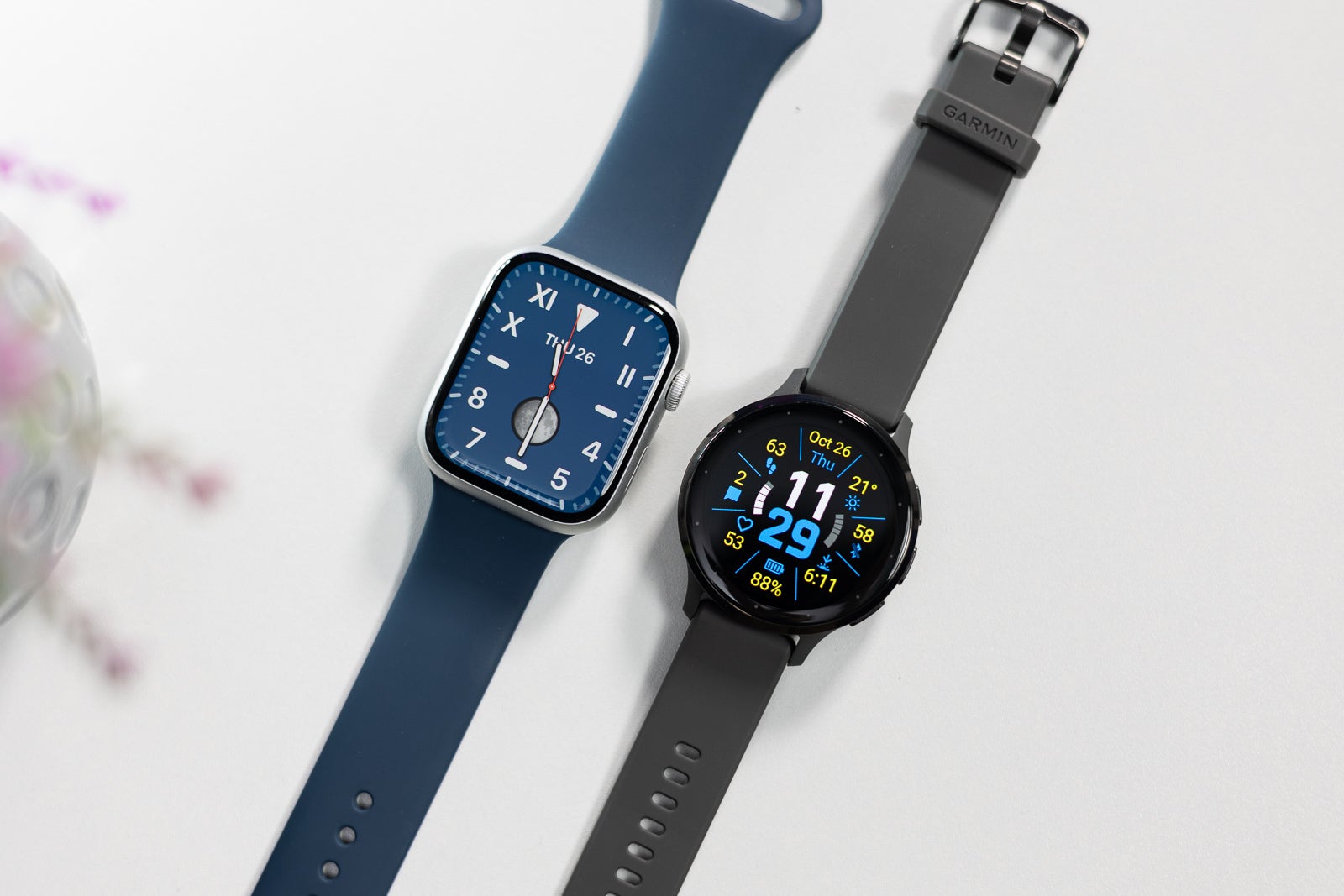 (Bildnachweis – PhoneArena) – Garmin Venu 3 vs. Apple Watch Series 9: Garmin hat einen großen Vorteil