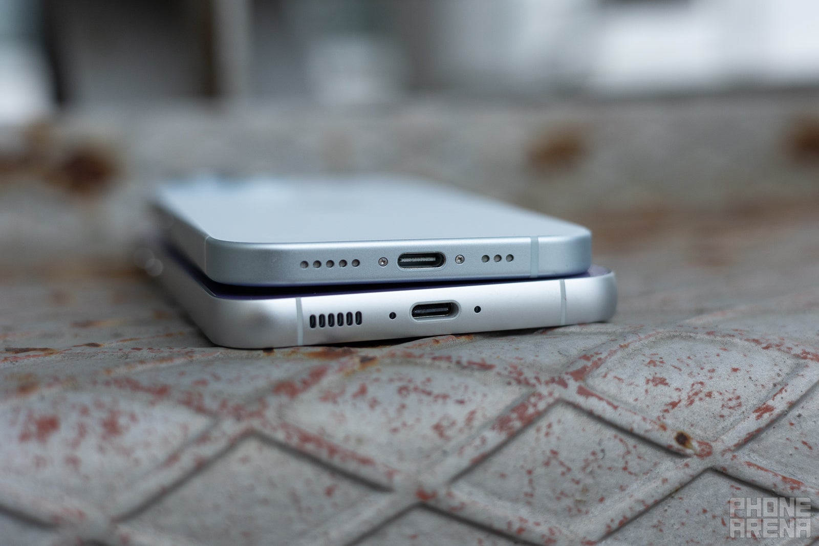 Galaxy S23 FE vs iPhone 15: mostly obvious, with some ironic differences