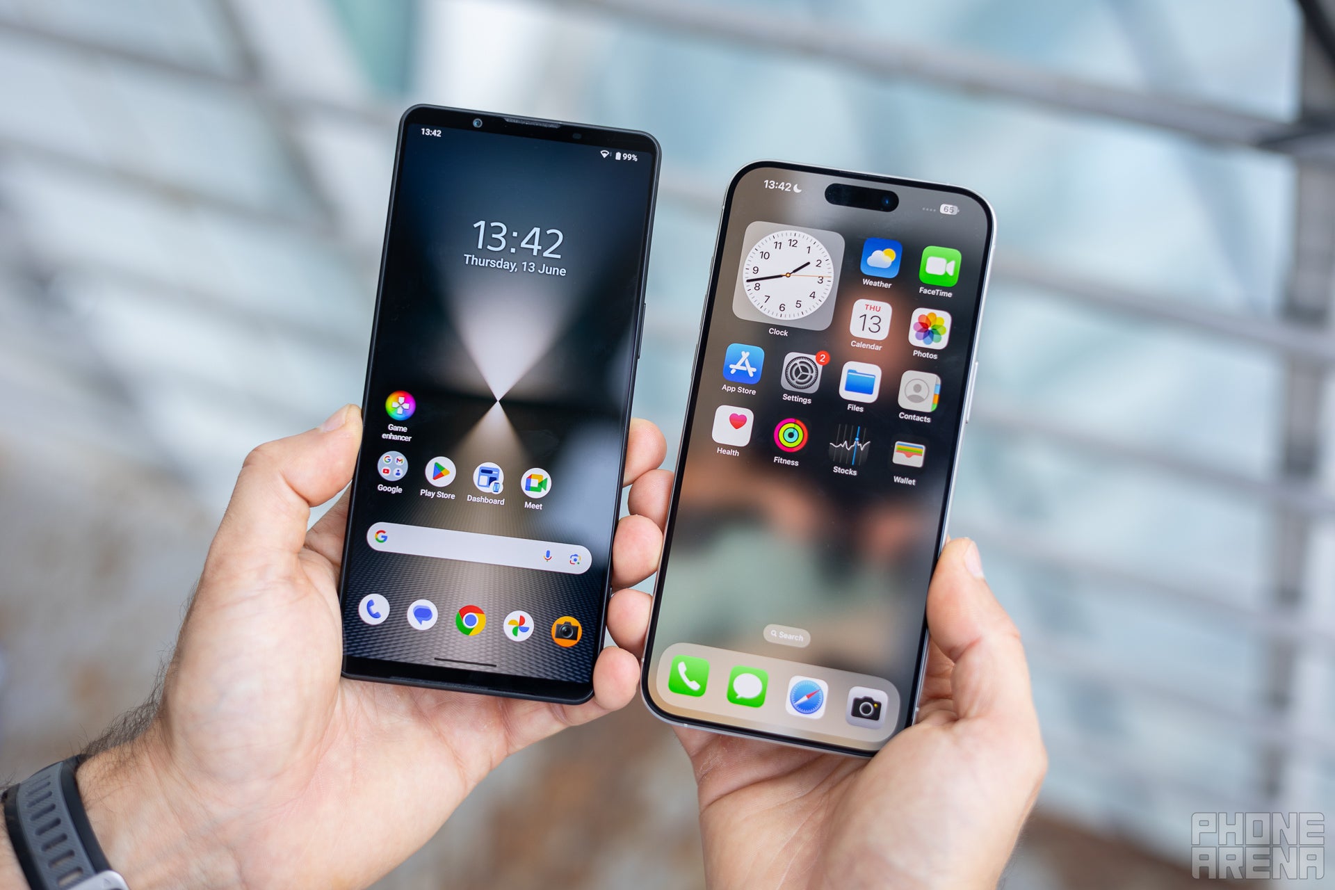 Sony took a leap of faith with the screen downgrade (Image by PhoneArena) - Sony Xperia 1 VI vs iPhone 15 Pro Max: Can a mainstream Xperia challenge the iPhone?