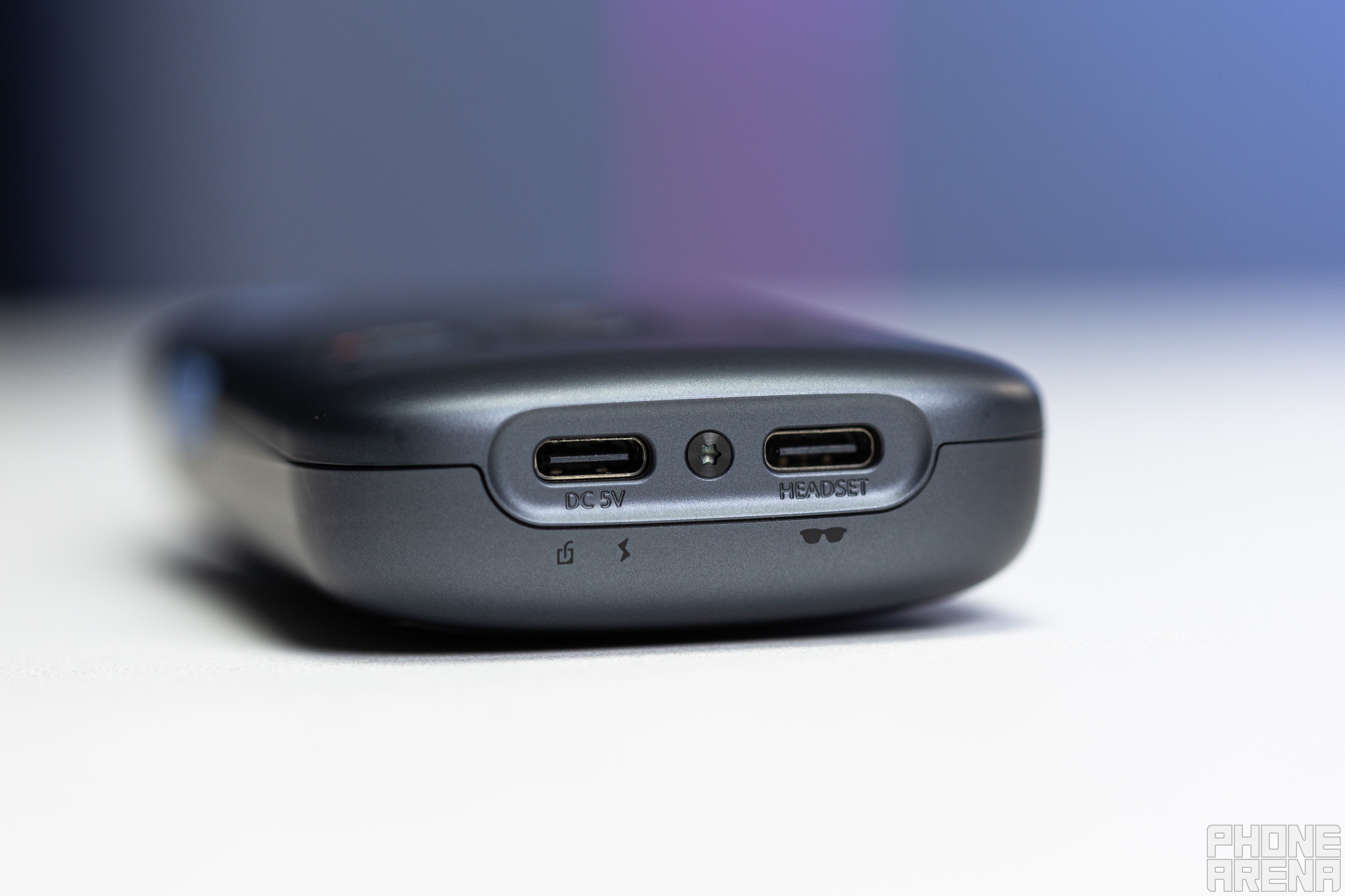 RayNeo PocketTV ports | Image credit - PhoneArena - RayNeo Air 2s review: pushing pocketable entertainment boundaries