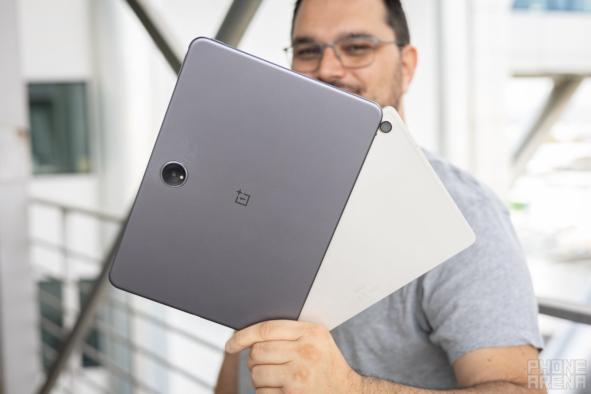 OnePlus Pad 2 vs Samsung Galaxy Tab S9: It&#039;s an Android battle