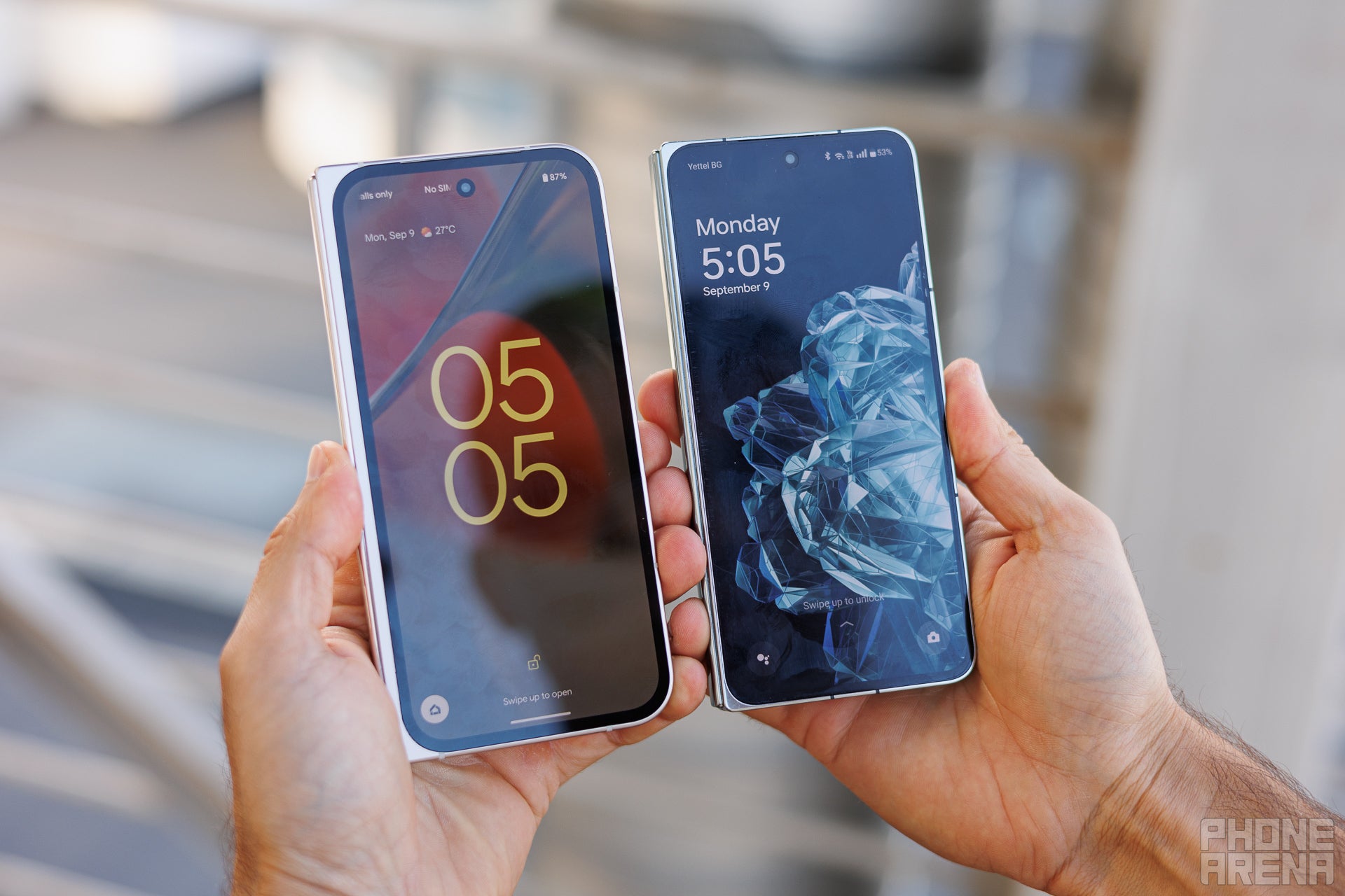 The outer screen is slightly better on the OnePlus phone (Image by PhoneArena) - Google Pixel 9 Pro Fold vs OnePlus Open: Which one should you get?