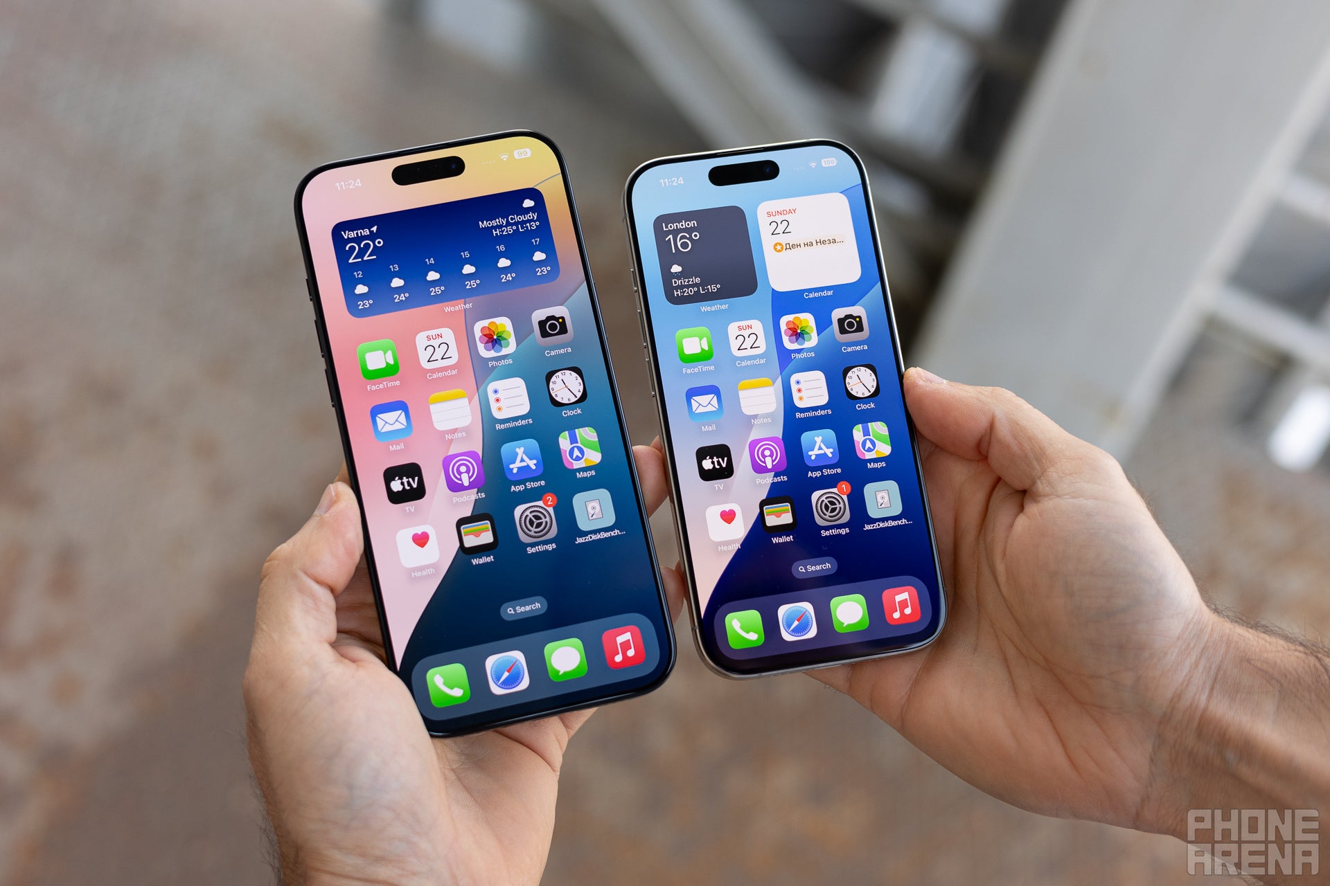 Mini-Me? (Image credit - PhoneArena) - iPhone 16 Pro Max vs iPhone 16 Pro: is there any difference now?