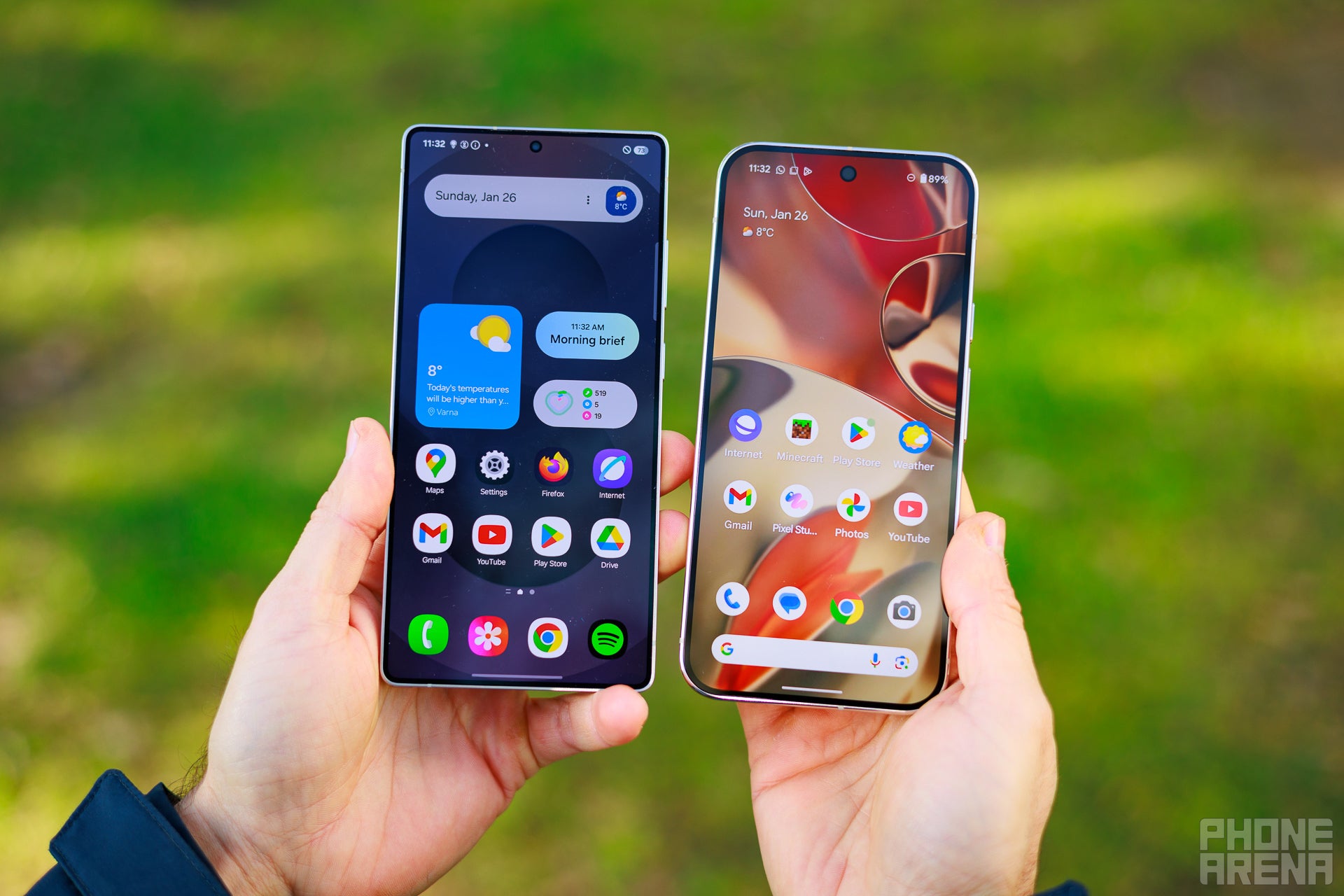 The Pixel gets brighter, but the Galaxy has better anti-reflection capabilities. | Image by PhoneArena - Samsung Galaxy S25 Ultra vs Google Pixel 9 Pro XL: A friendly but heated rivalry