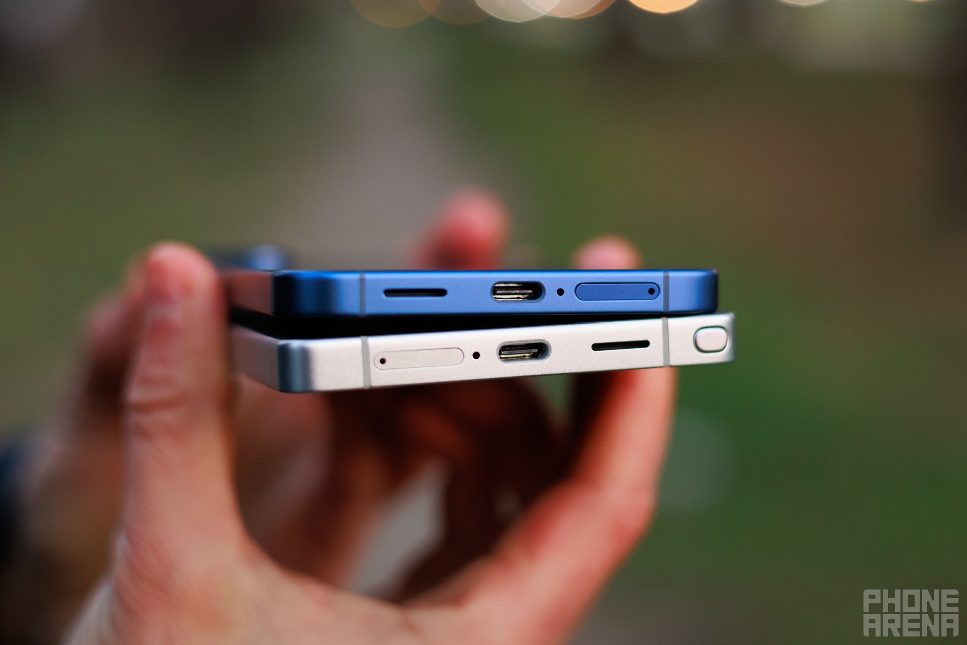 … but the battery life will be better, right? Right? (Image by PhoneArena) - Samsung Galaxy S25 Ultra vs Galaxy S25 Plus: Has the smaller phone caught up?