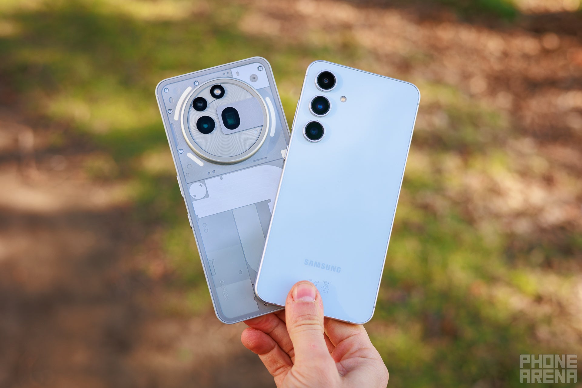 Nothing Phone (3a) Pro vs Samsung Galaxy S24 FE: You are not a "Pro" just because your name says so