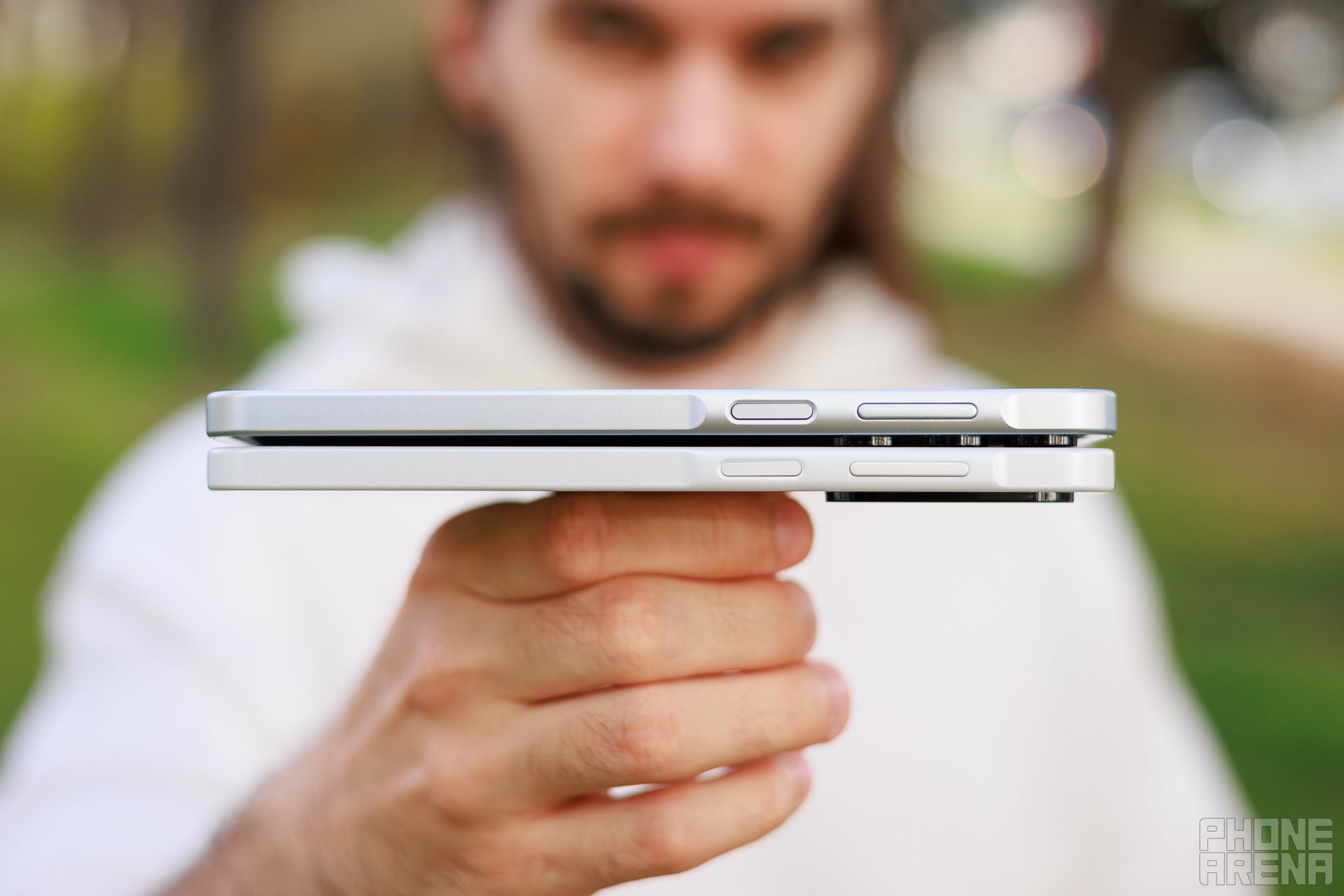 The A26 is slightly thinner, but it is mostly unnoticable. | Image by PhoneArena - Galaxy A26 vs A16: You might want to pay the higher price