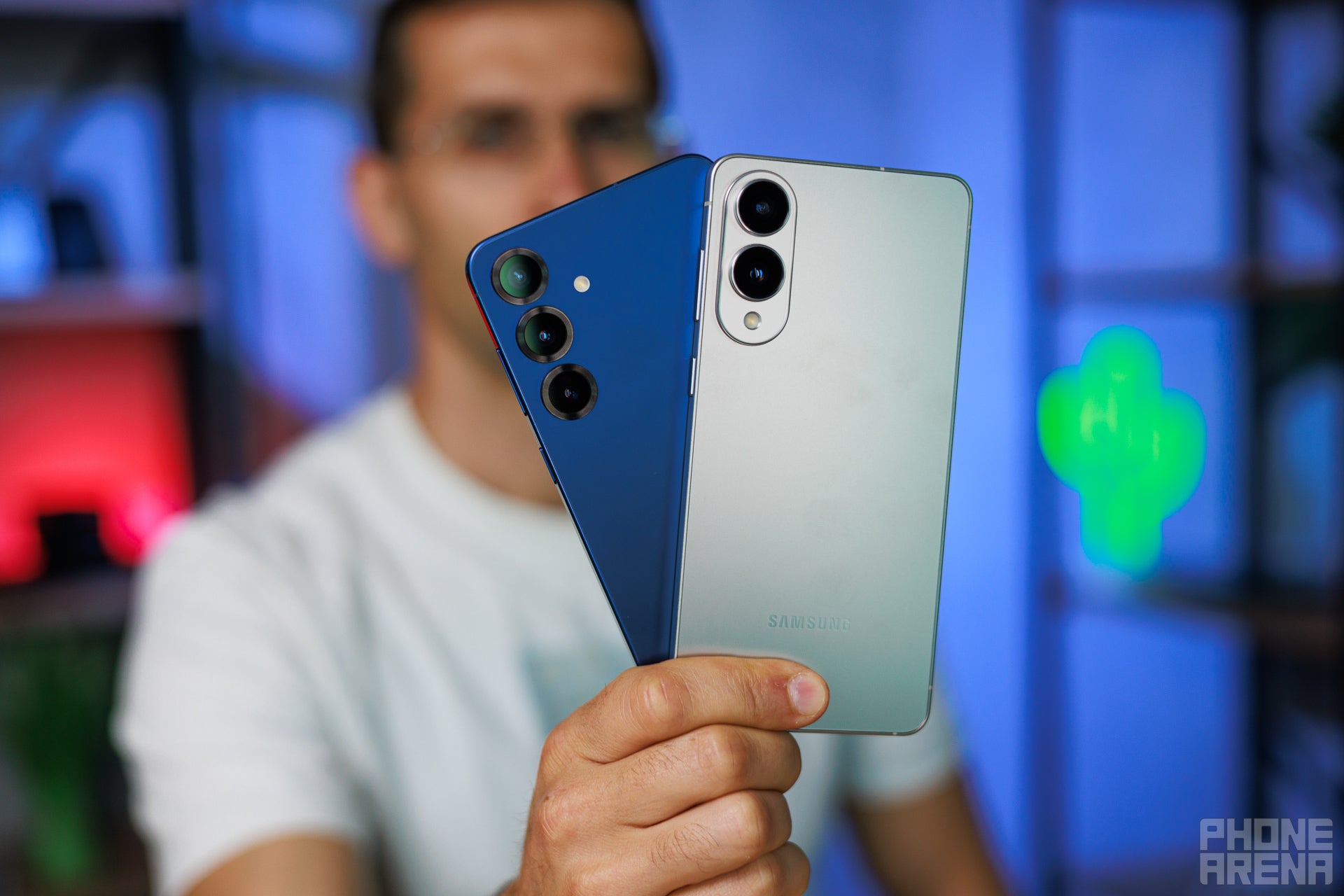 Samsung Galaxy S25 Edge vs Galaxy S25 Plus: Does thickness really matter?