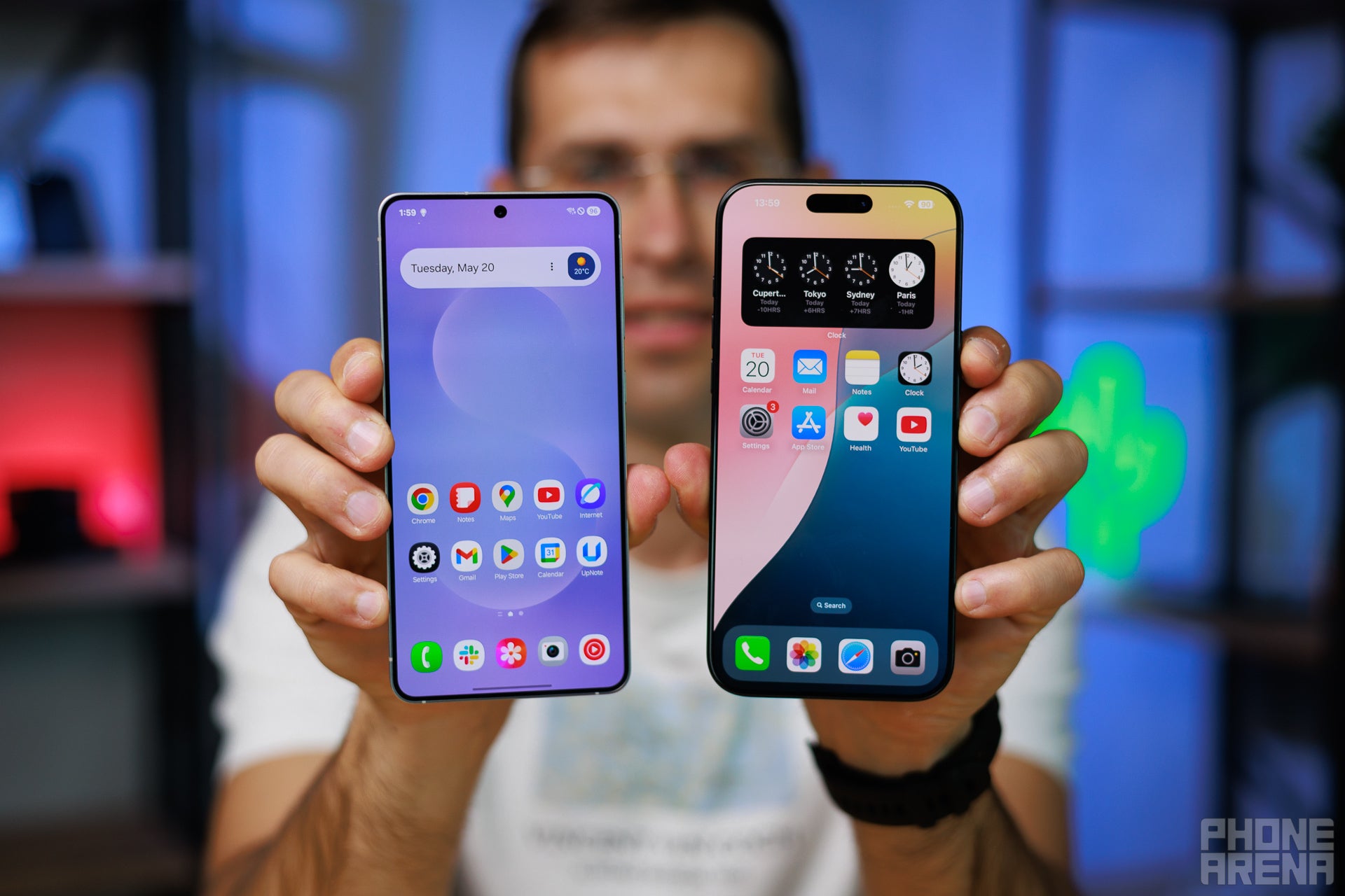 Super-bright OLED screens (Image by PhoneArena) - Galaxy S25 Edge vs iPhone 16 Pro Max: Here's how these are different!