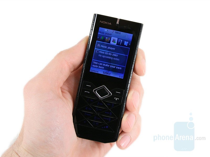 Nokia 7900 Prism Review