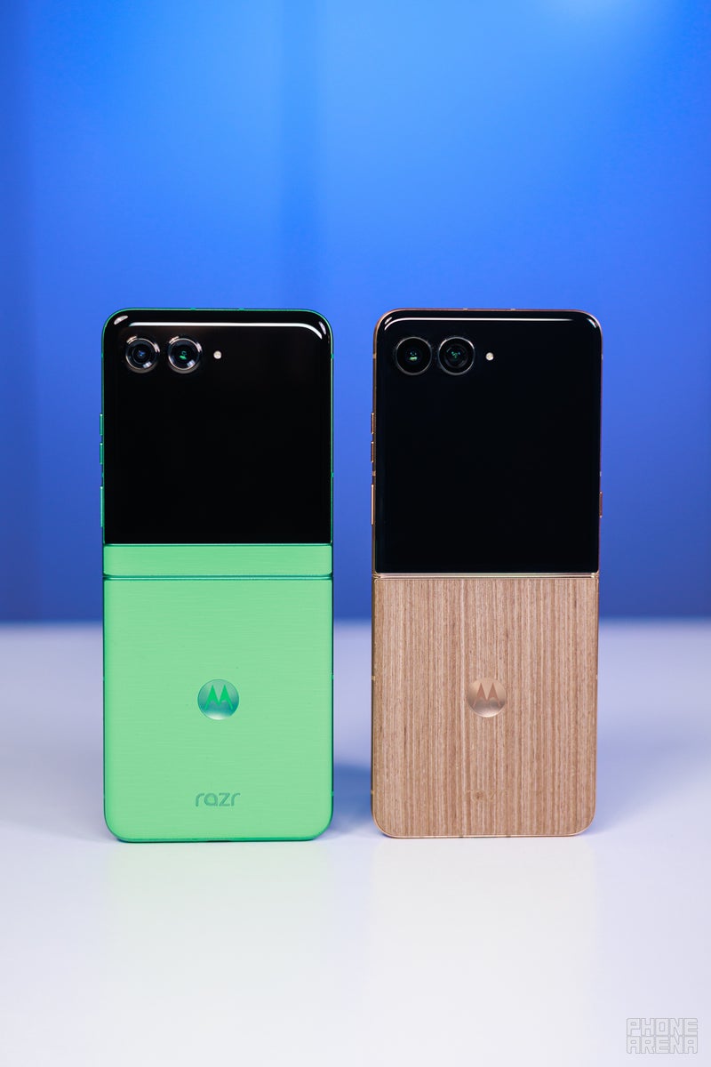 Motorola Razr (2025) vs Razr Ultra (2025): one is a pretty cover, the other is the whole package