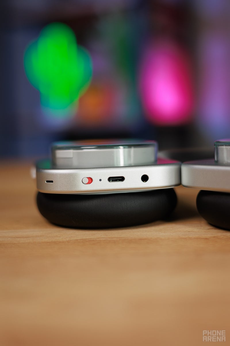 Nothing Headphone (1) review: the wow factor