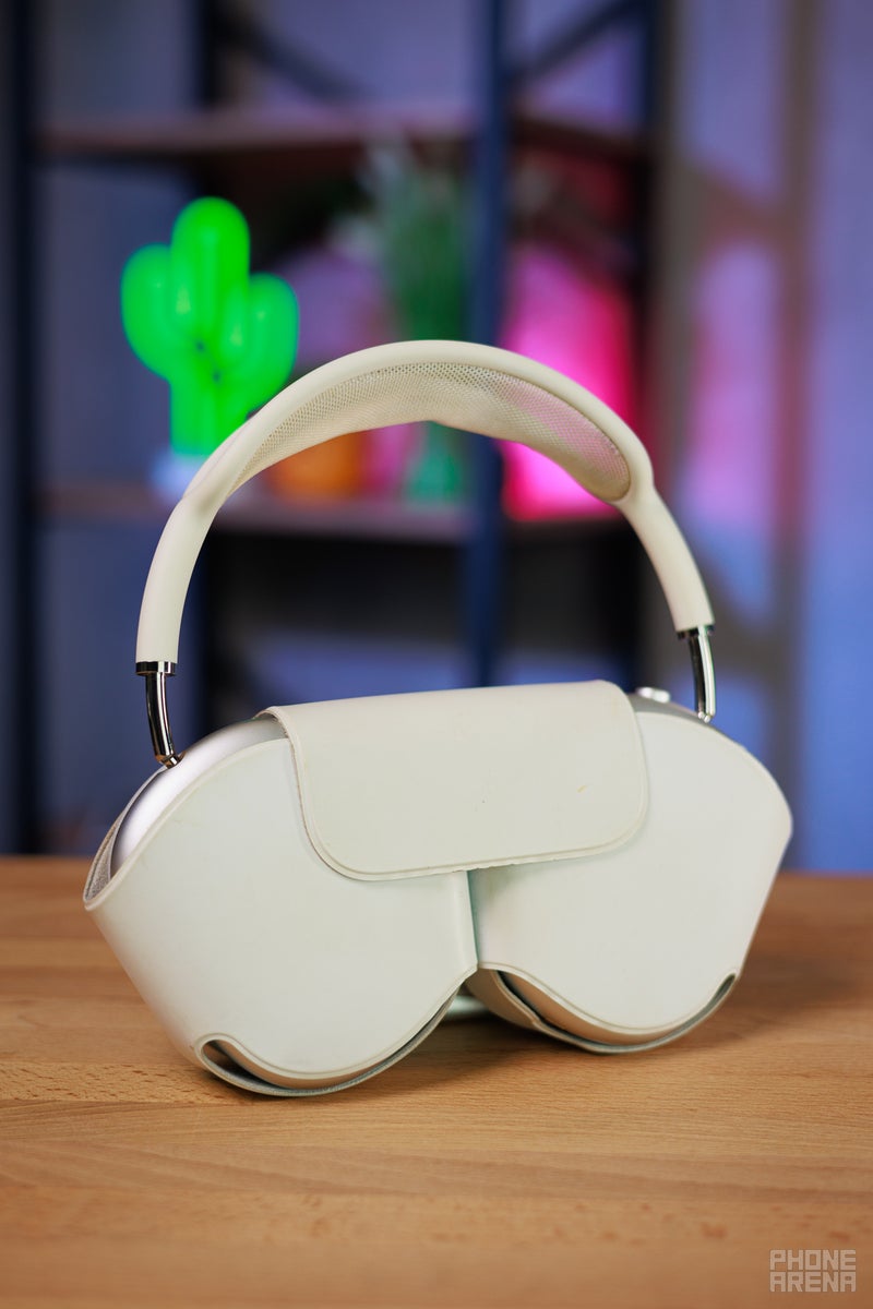 Nothing Headphone (1) vs AirPods Max: the Android AirPods?