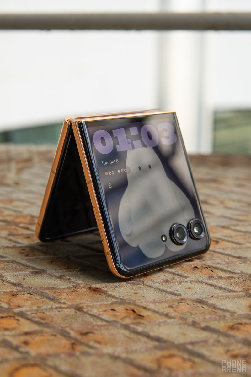 Motorola Razr Plus (2025) Review: The best flip phone you'll probably overlook