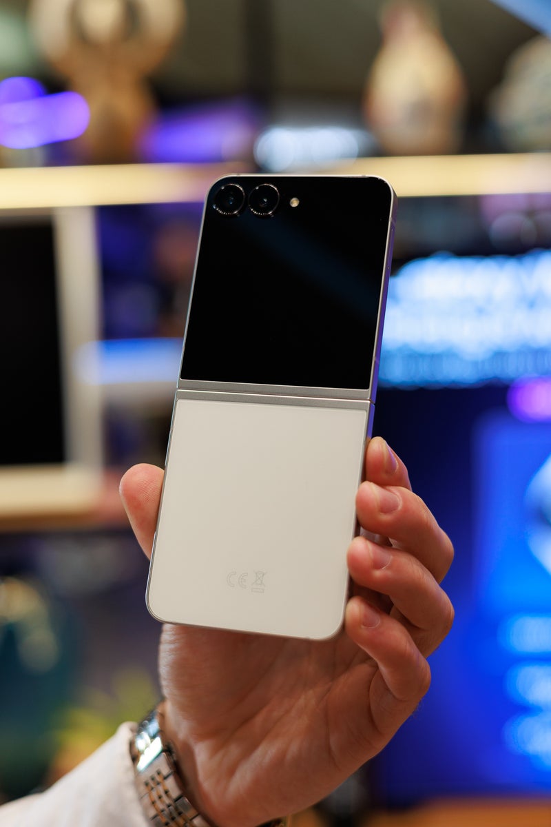Galaxy Z Flip 7 FE Hands-on Preview: A budget foldable with a premium price tag