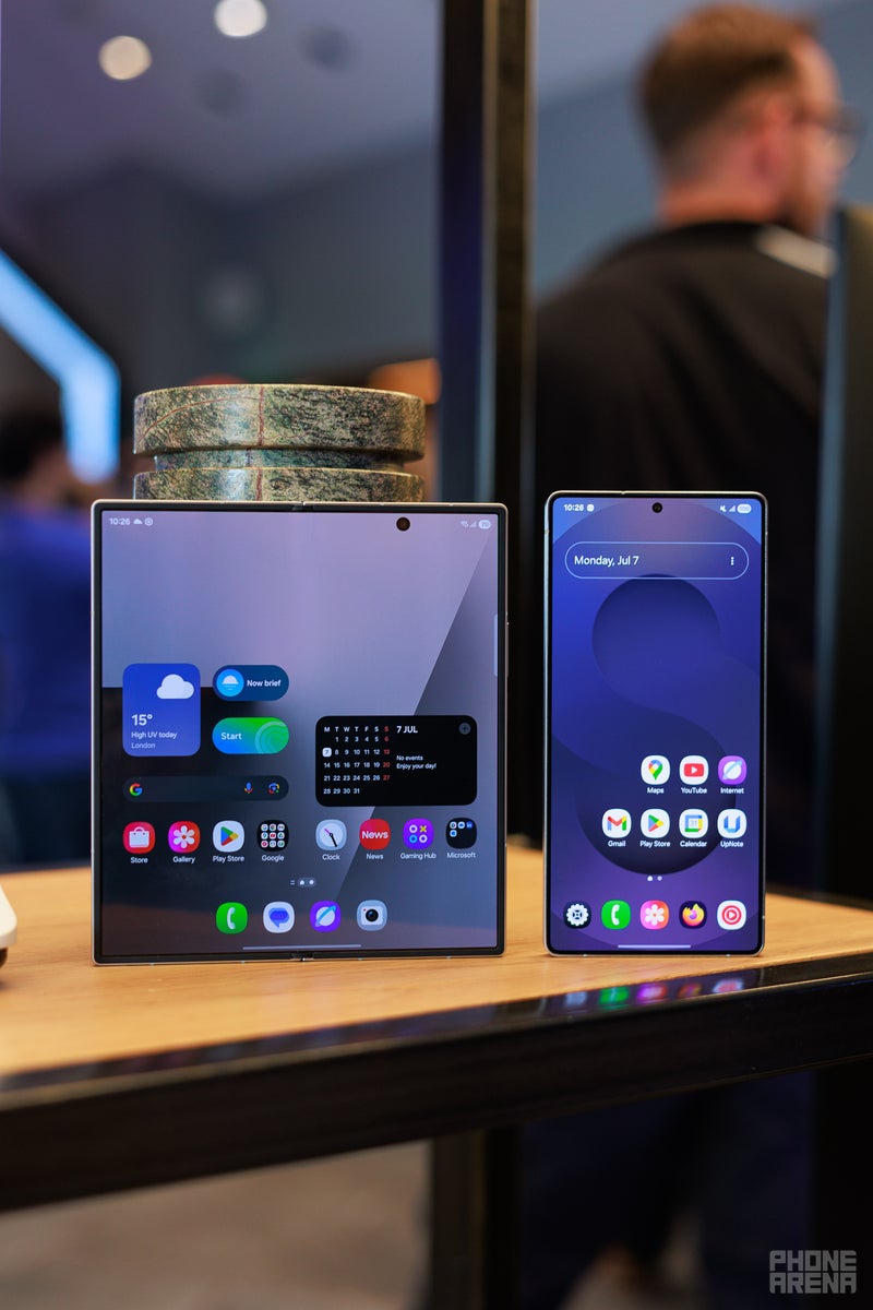 Samsung Galaxy Z Fold 7 vs Galaxy S25 Ultra: some decisions will need to be made!