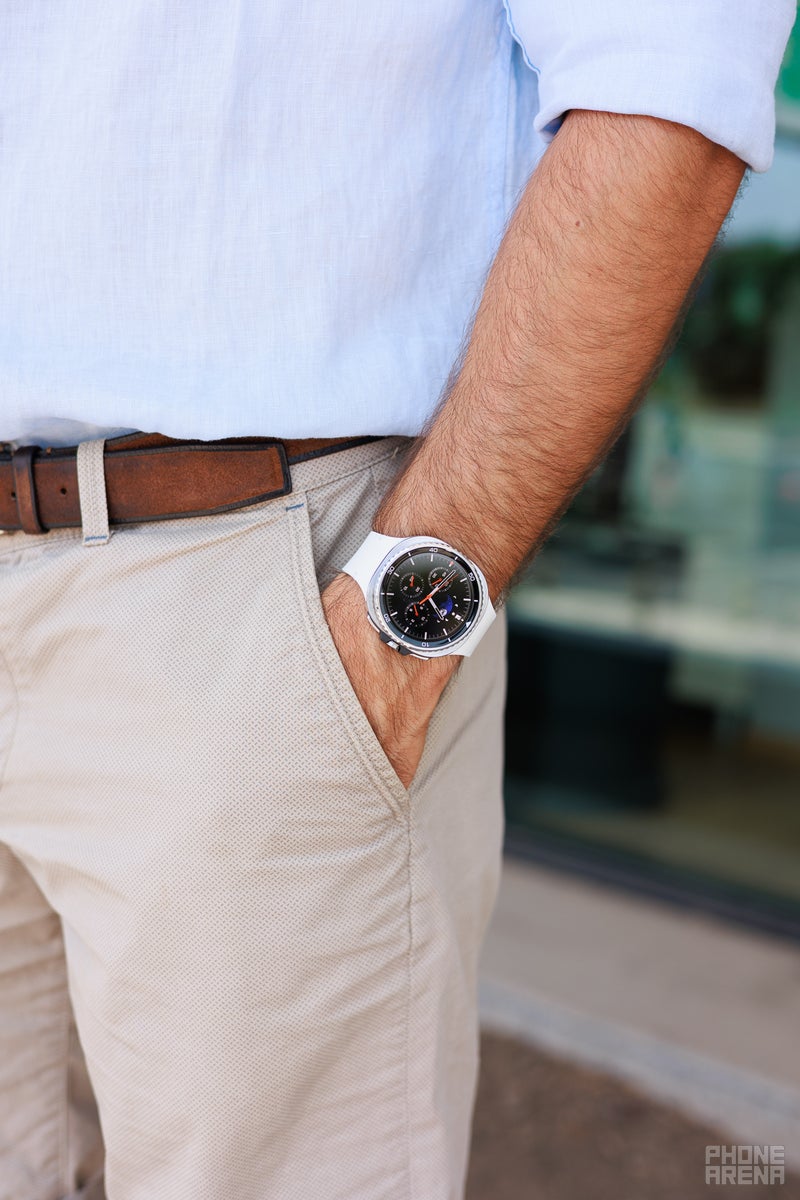 Samsung Galaxy Watch 8 Classic Review: Bezel Dazzle