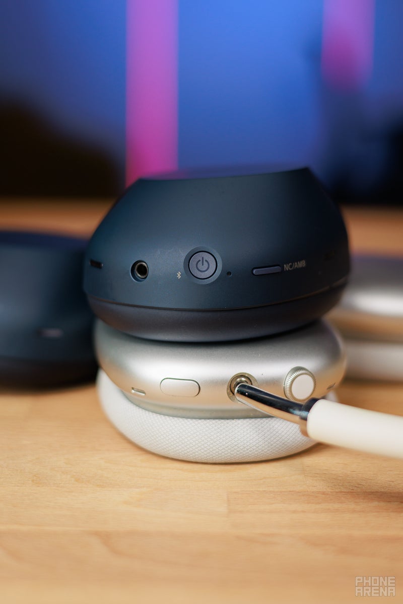 Sony WH-1000XM6 vs Apple AirPods Max: gloves off, earcups on