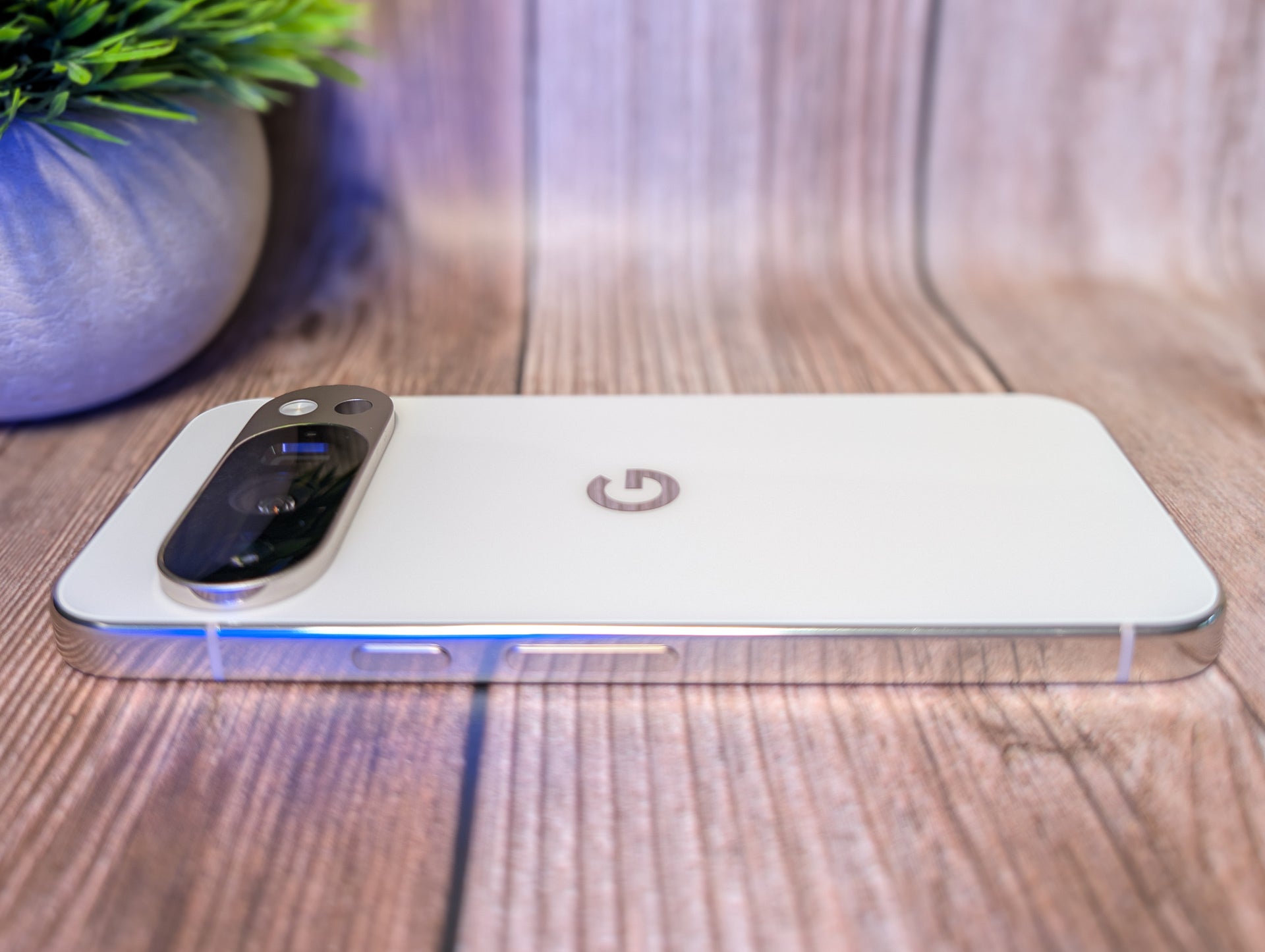 Google Pixel 10 Pro Hands-on Preview: New brains