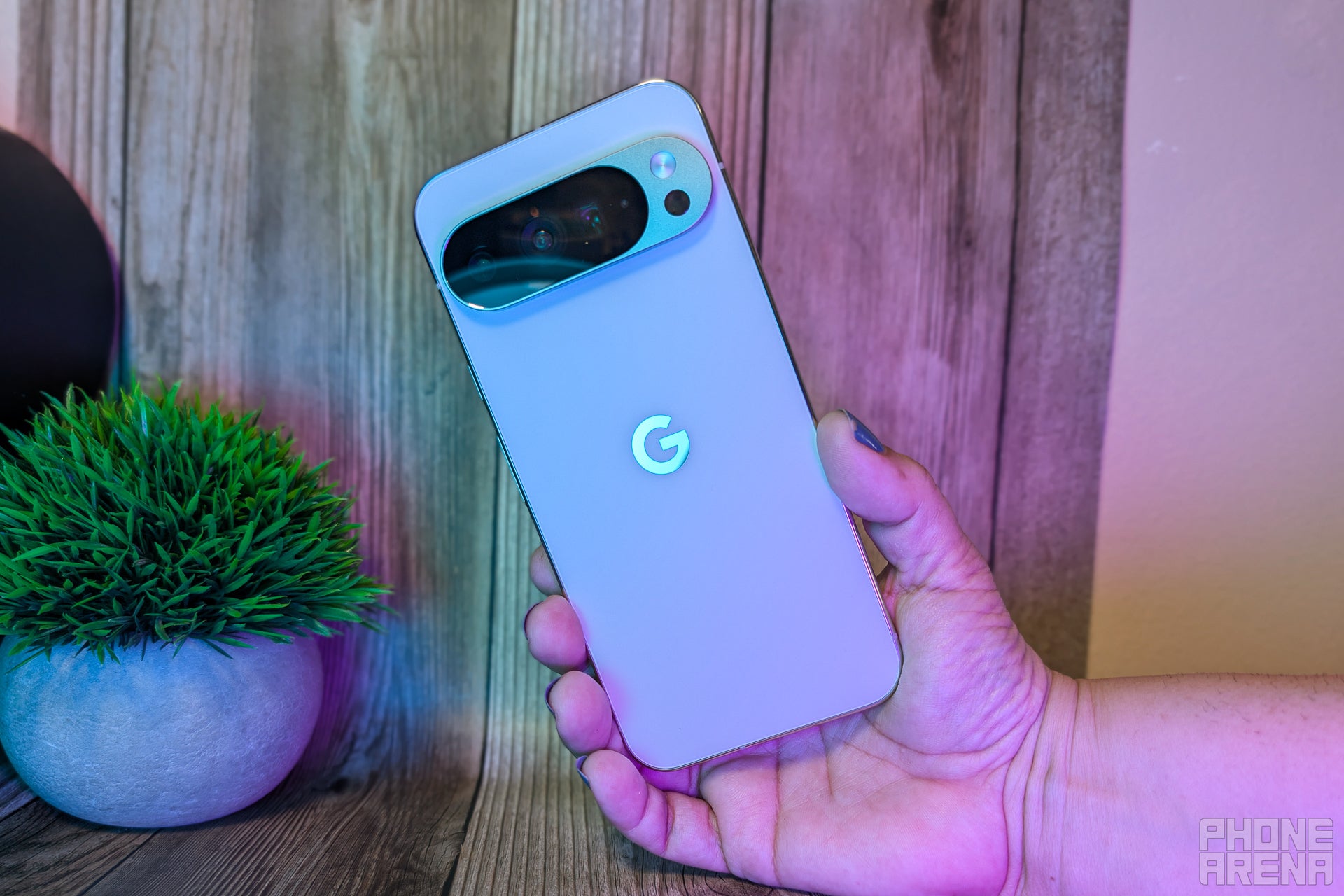 Google Pixel 10 Pro XL hands-on preview: putting "smart" in smartphone