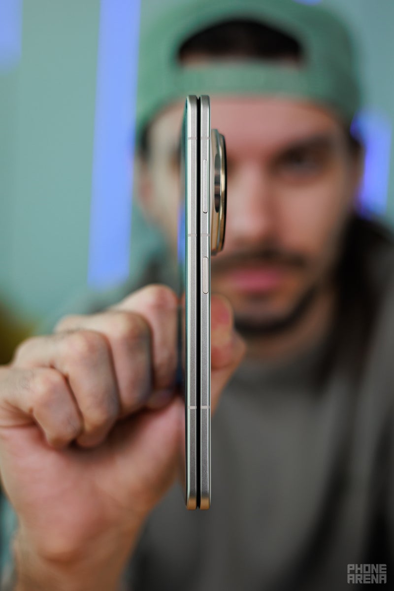Honor Magic V5 folded, from the flap side