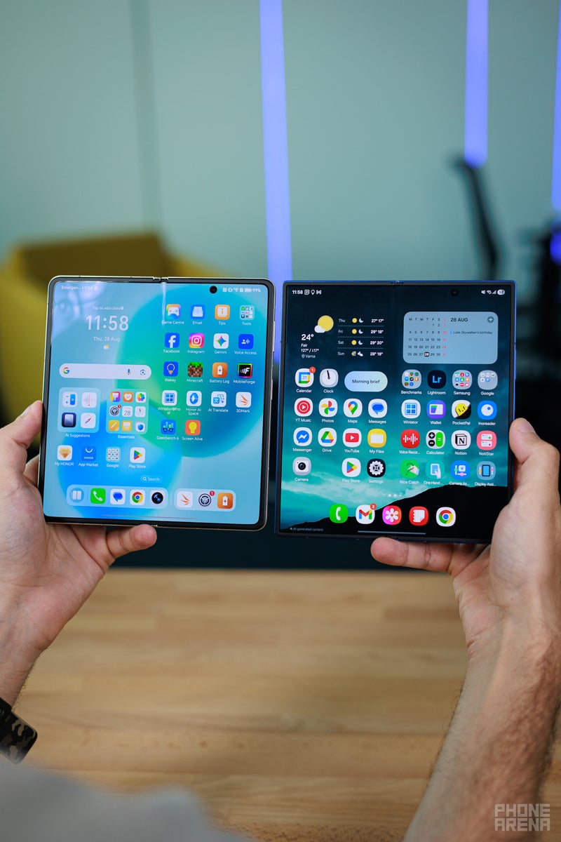 Honor Magic V5 vs Galaxy Z Fold 7: there can be only one!