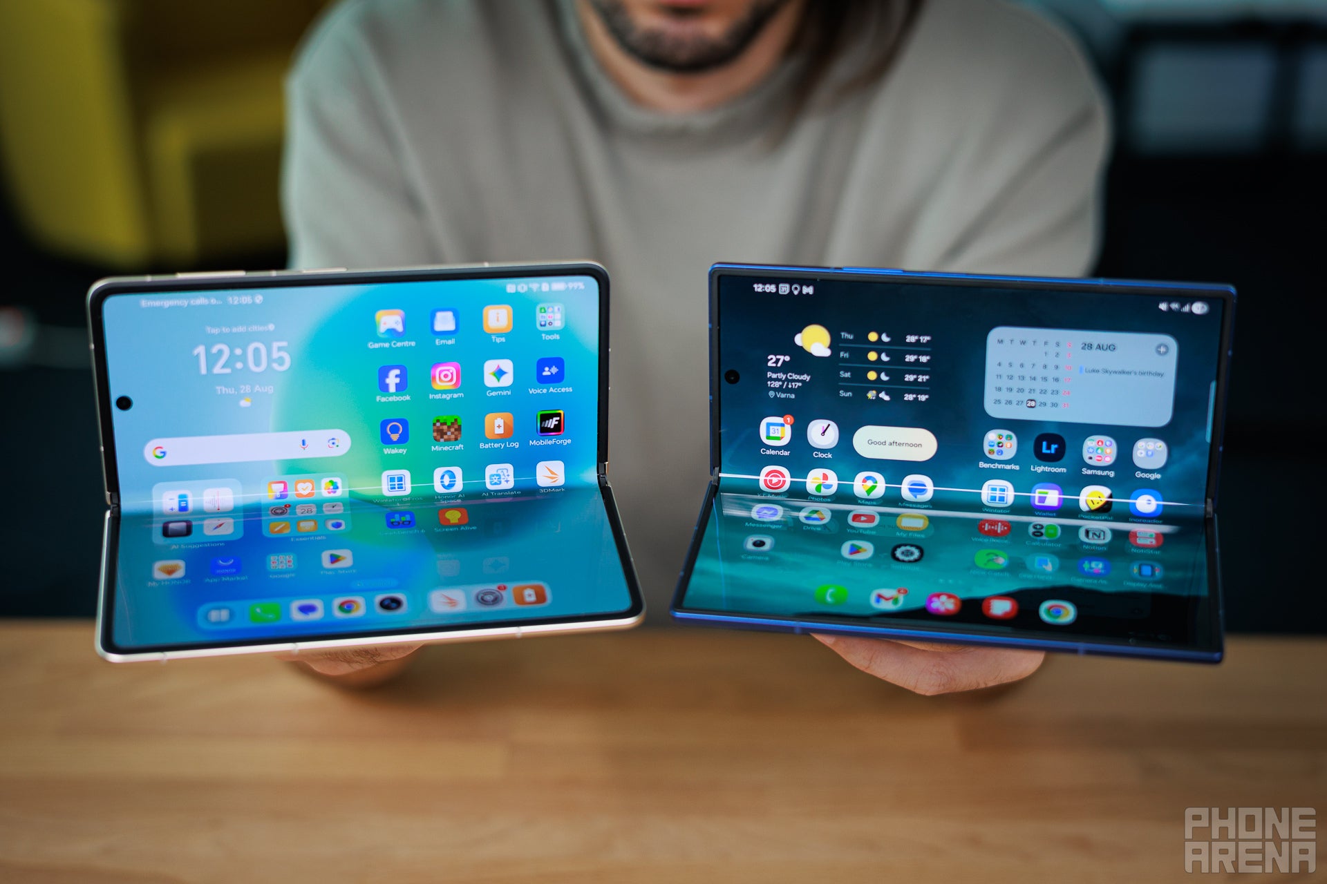 Honor Magic V5 vs Galaxy Z Fold 7: there can be only one!