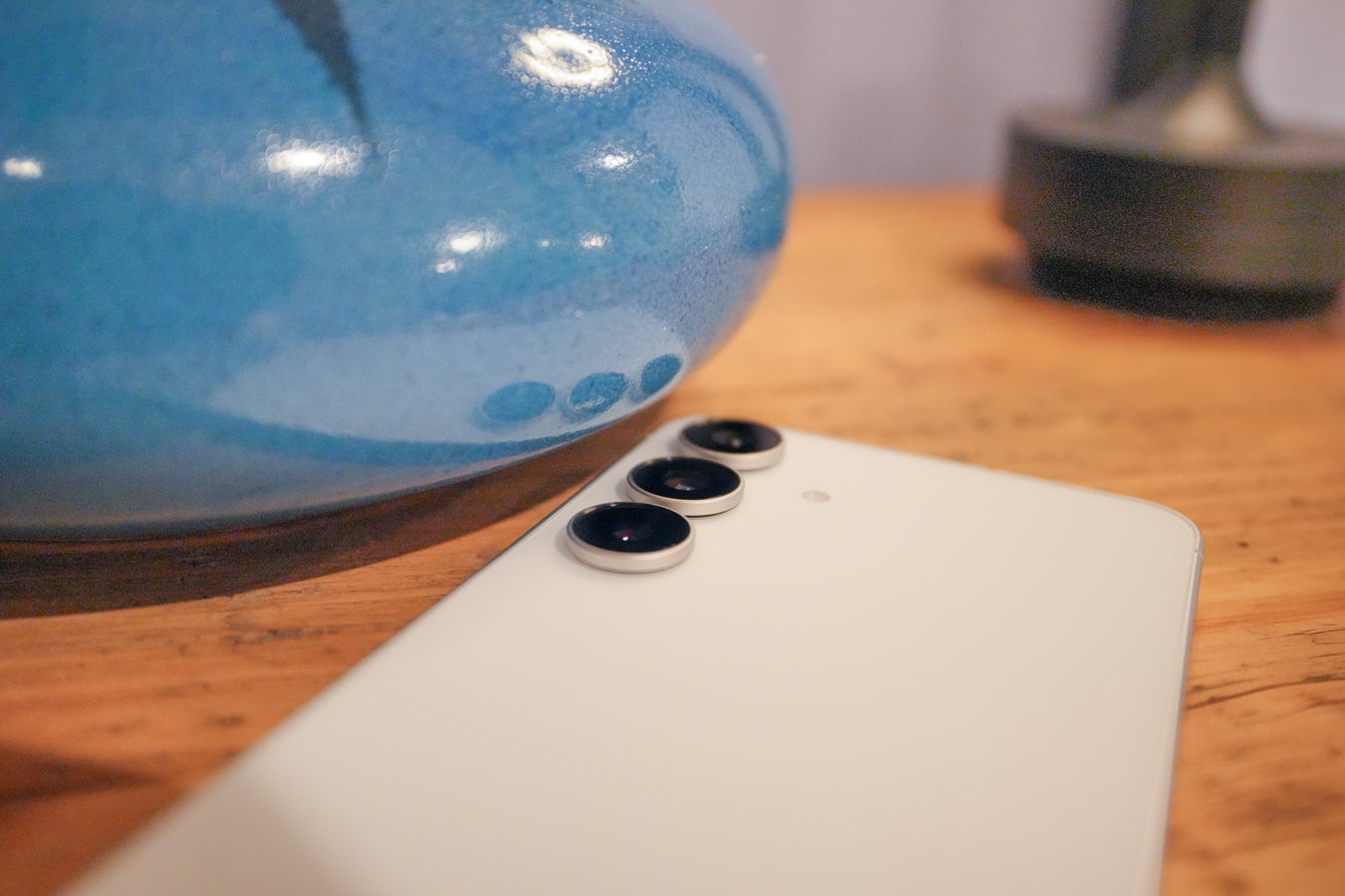 Samsung Galaxy S25 FE Hands-on preview: Affordable flagship done the right way